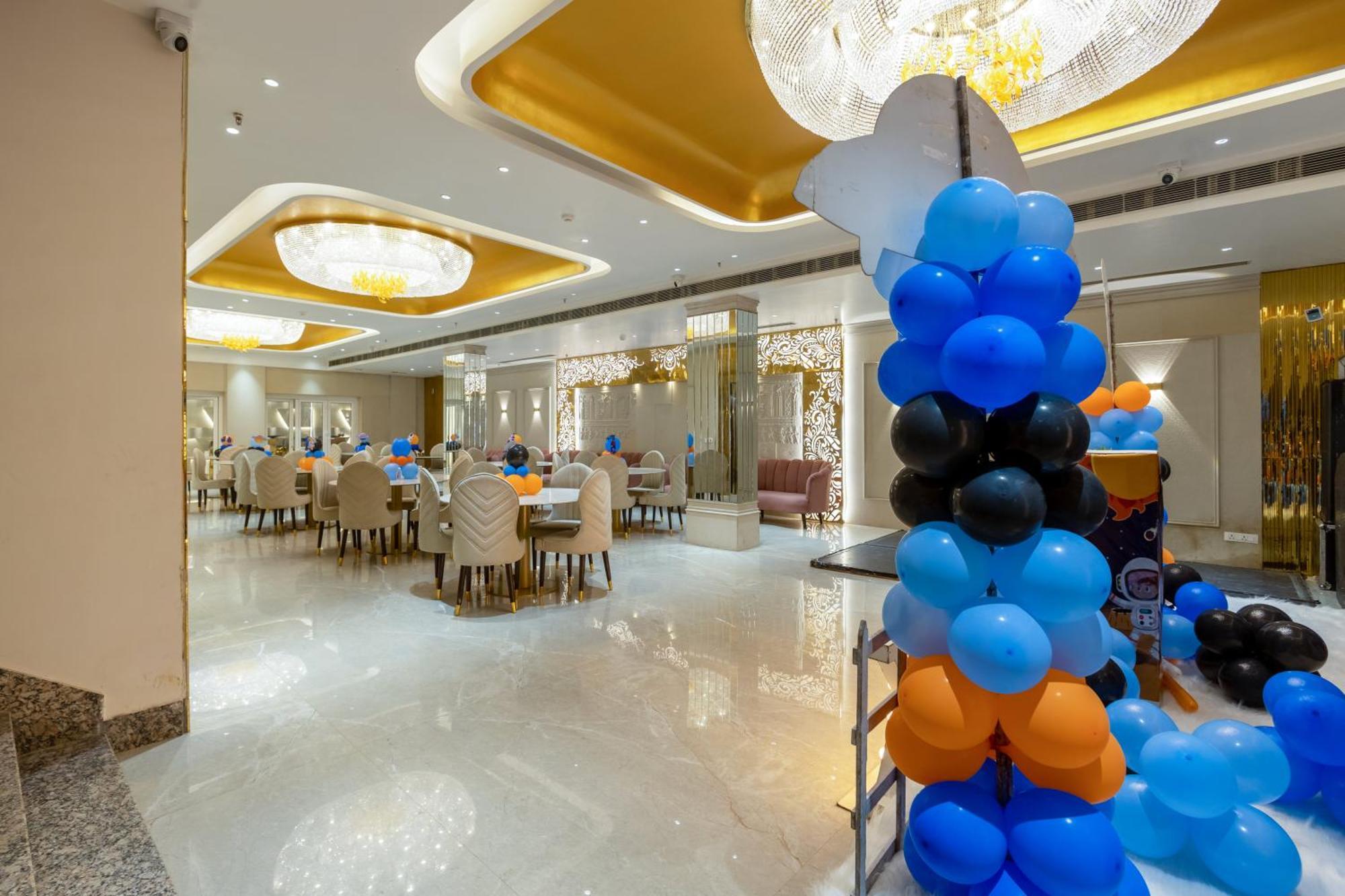Hotel Aadat Near Artemis Hospital