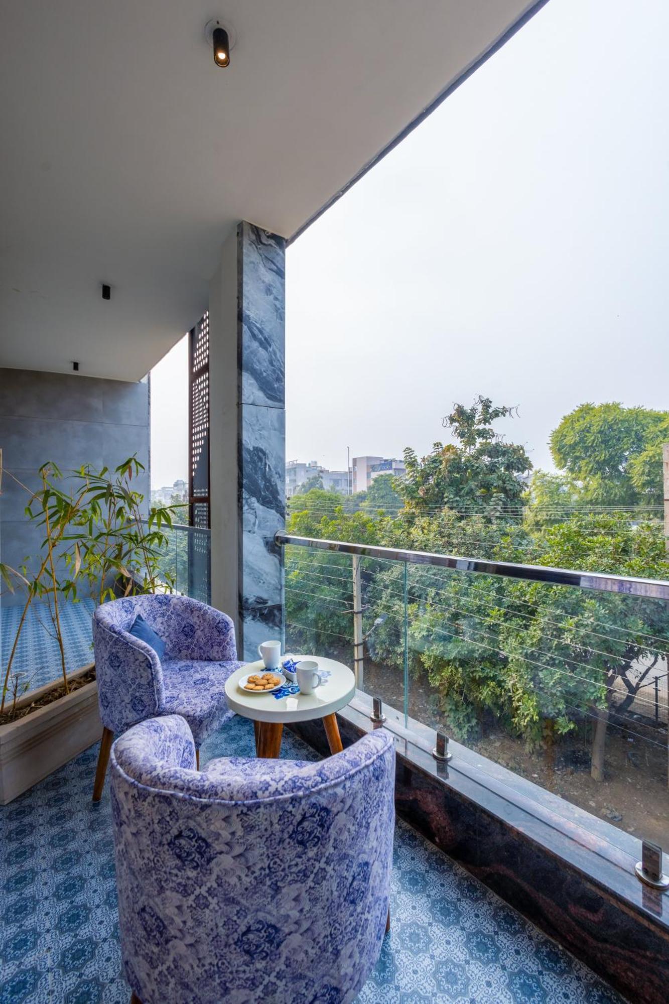 Hotel Aadat Near Artemis Hospital Gurgaon