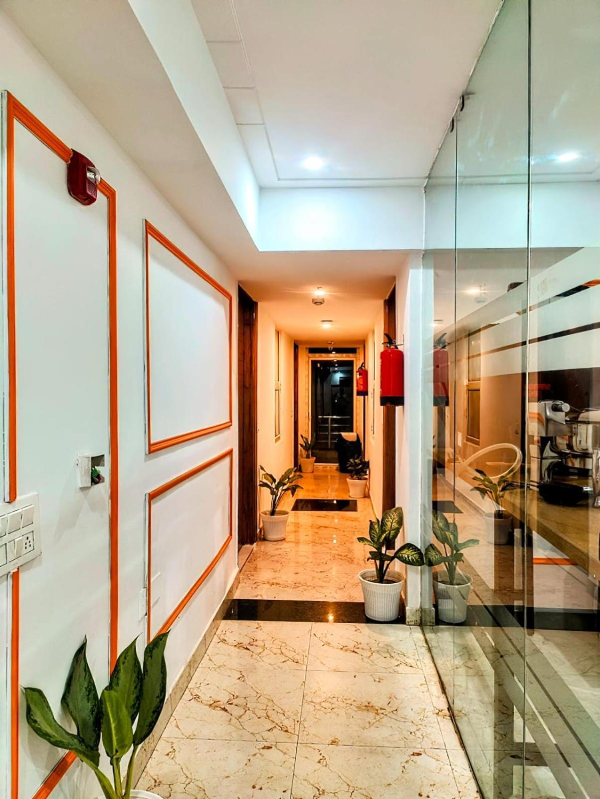 Guest house Hotel Mavens House Artemis Hospital Road Gurgaon