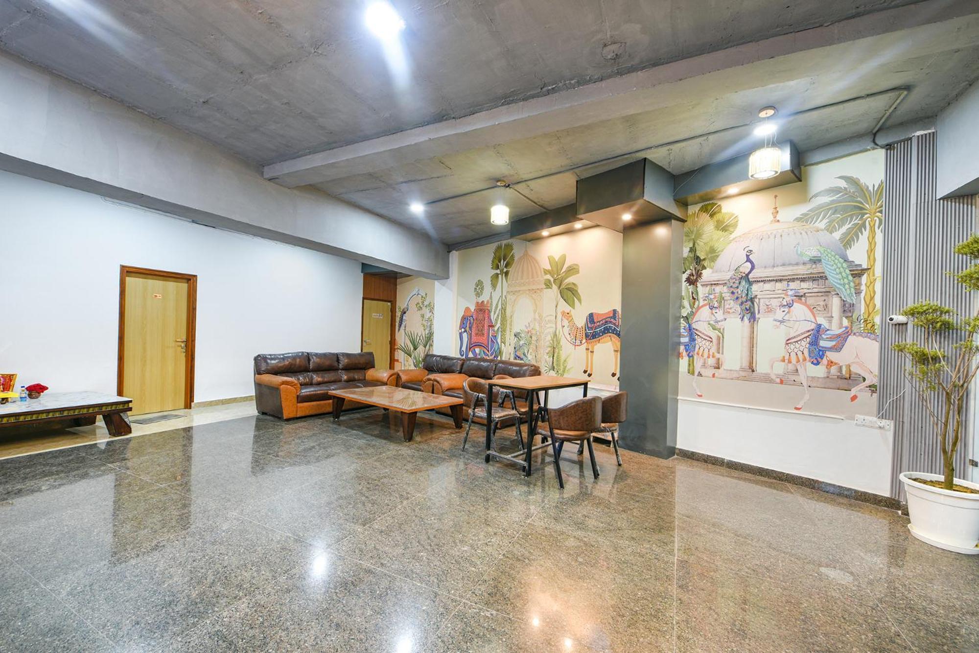 Hotel Fabhotel Luxe 8 Stayz