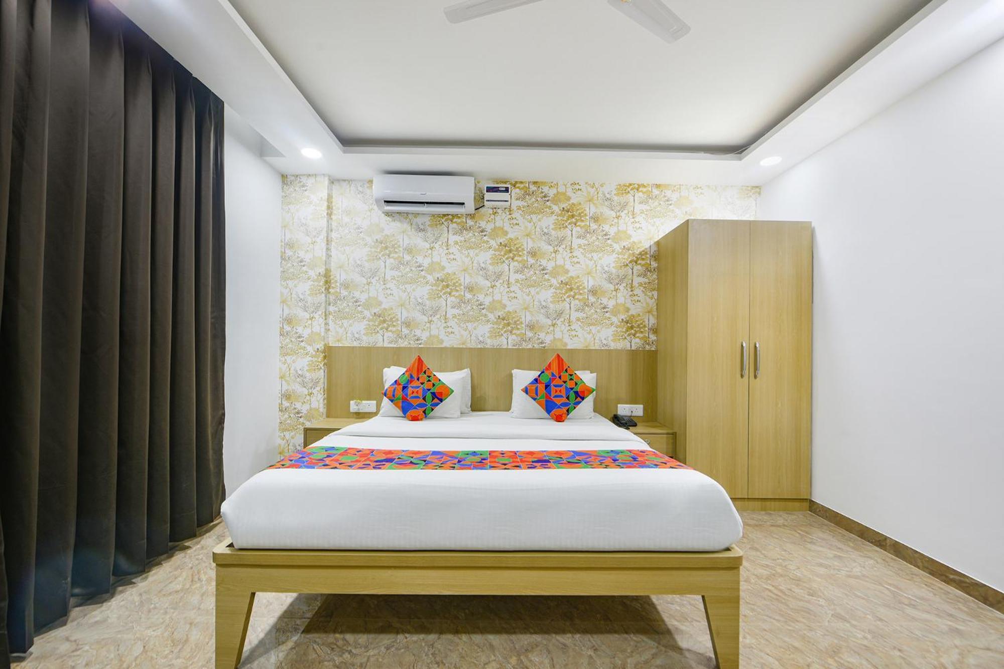 Fabhotel Luxe 8 Stayz Gurgaon