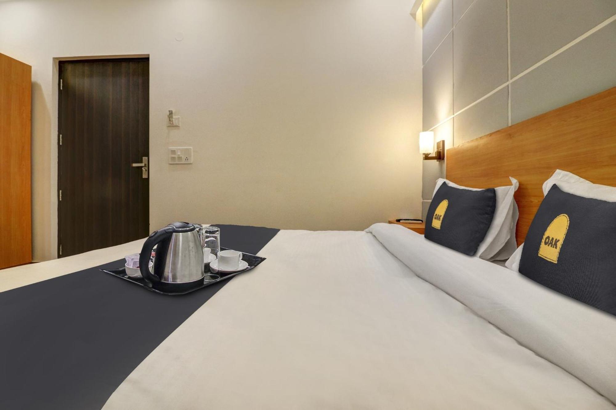 O Rk Residency Hotel 4*