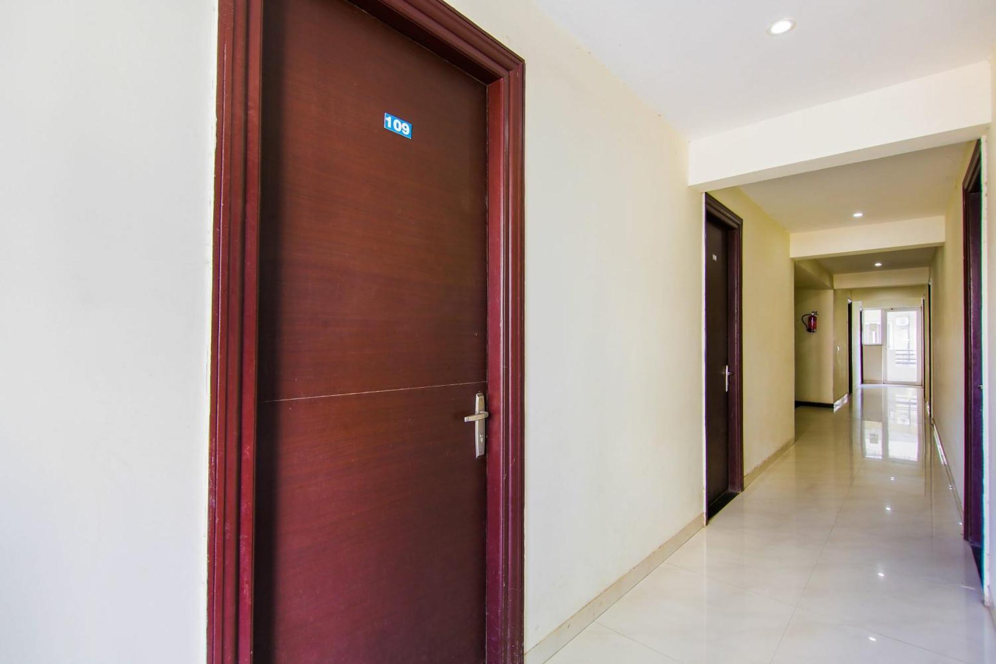 Hotel O Babil Palace Gurgaon