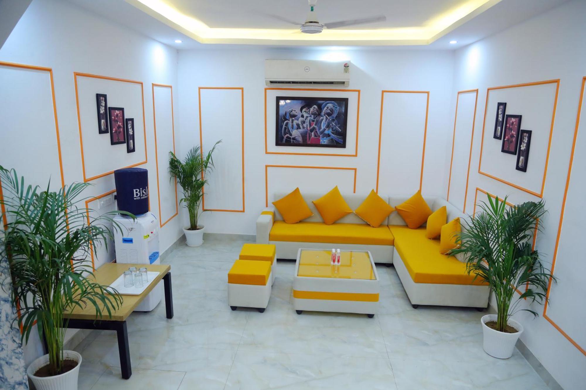 Hotel Mavens House Artemis Hospital Road Guest house