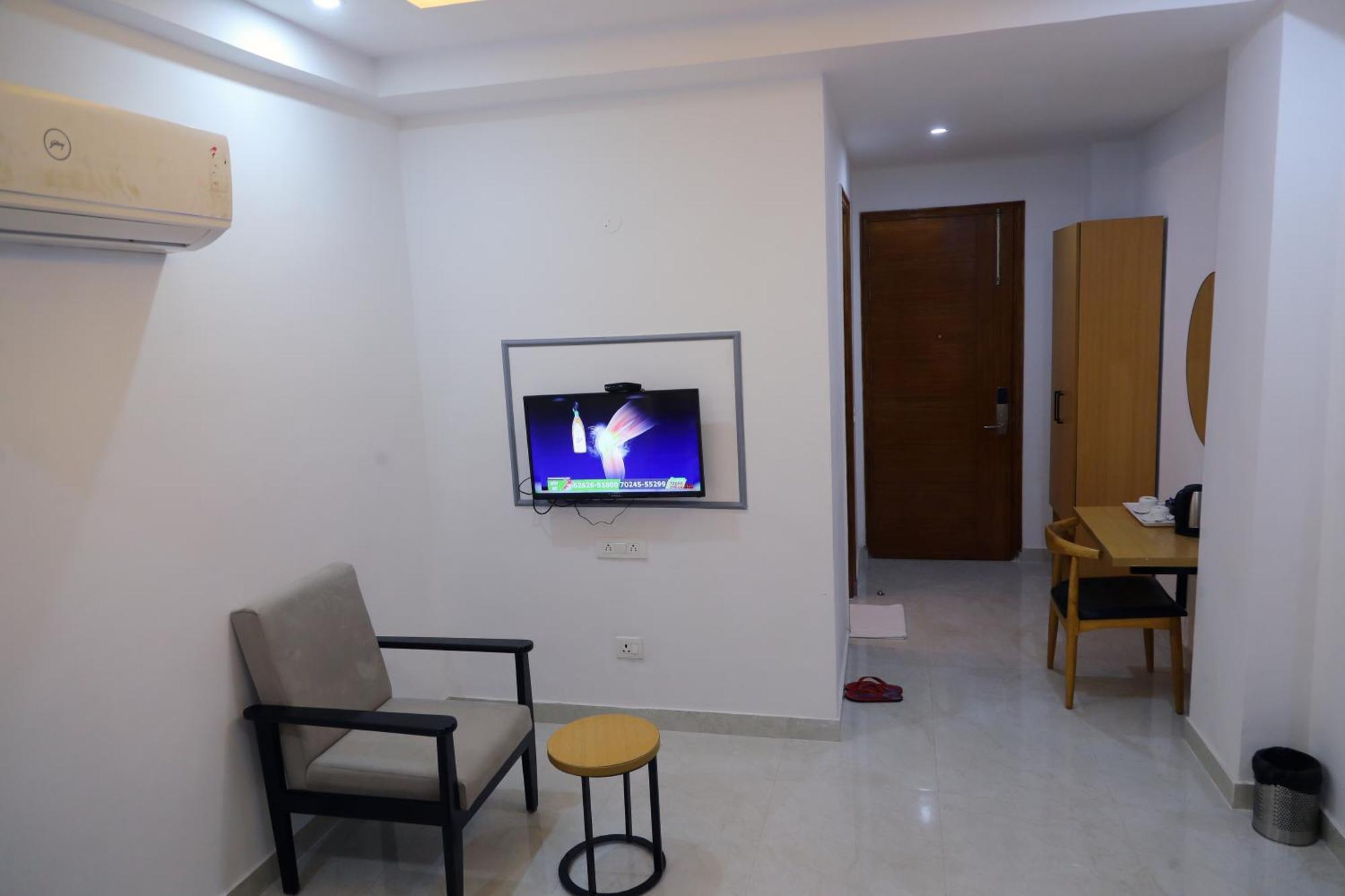 Hotel Mavens House Artemis Hospital Road Guest house 3*