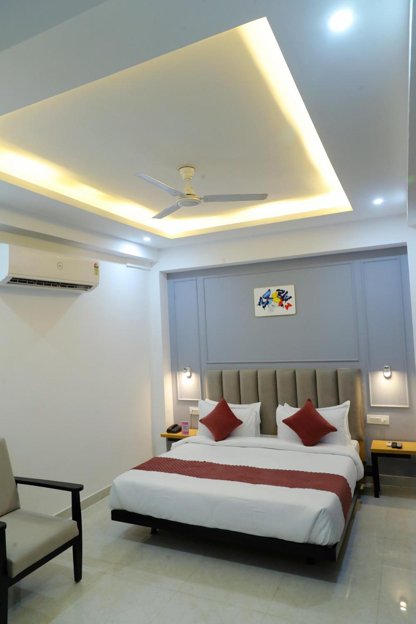 Guest house Hotel Mavens House Artemis Hospital Road Gurgaon