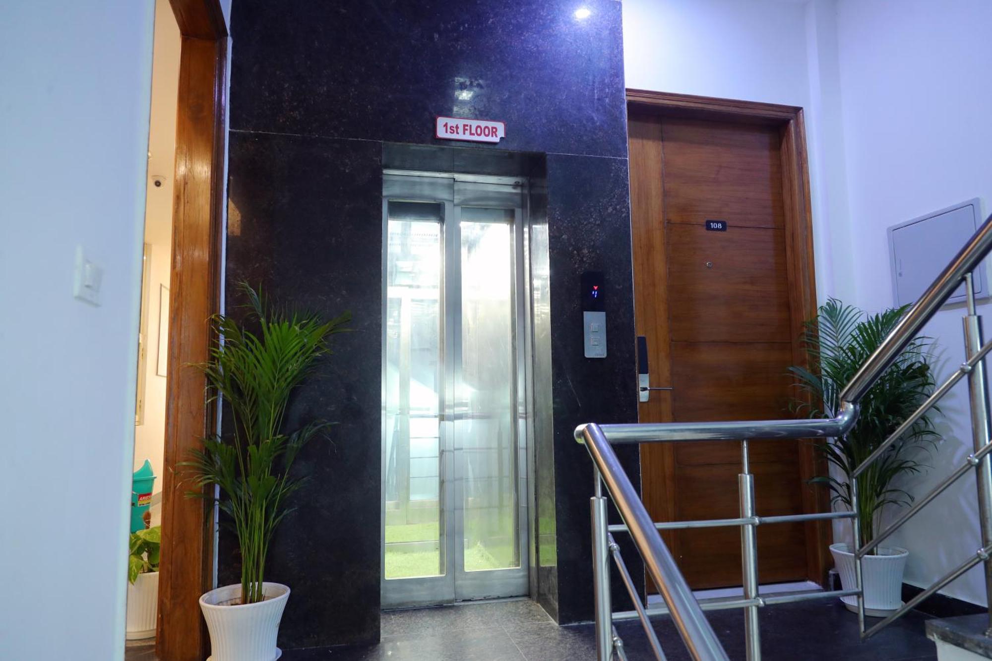 Hotel Mavens House Artemis Hospital Road