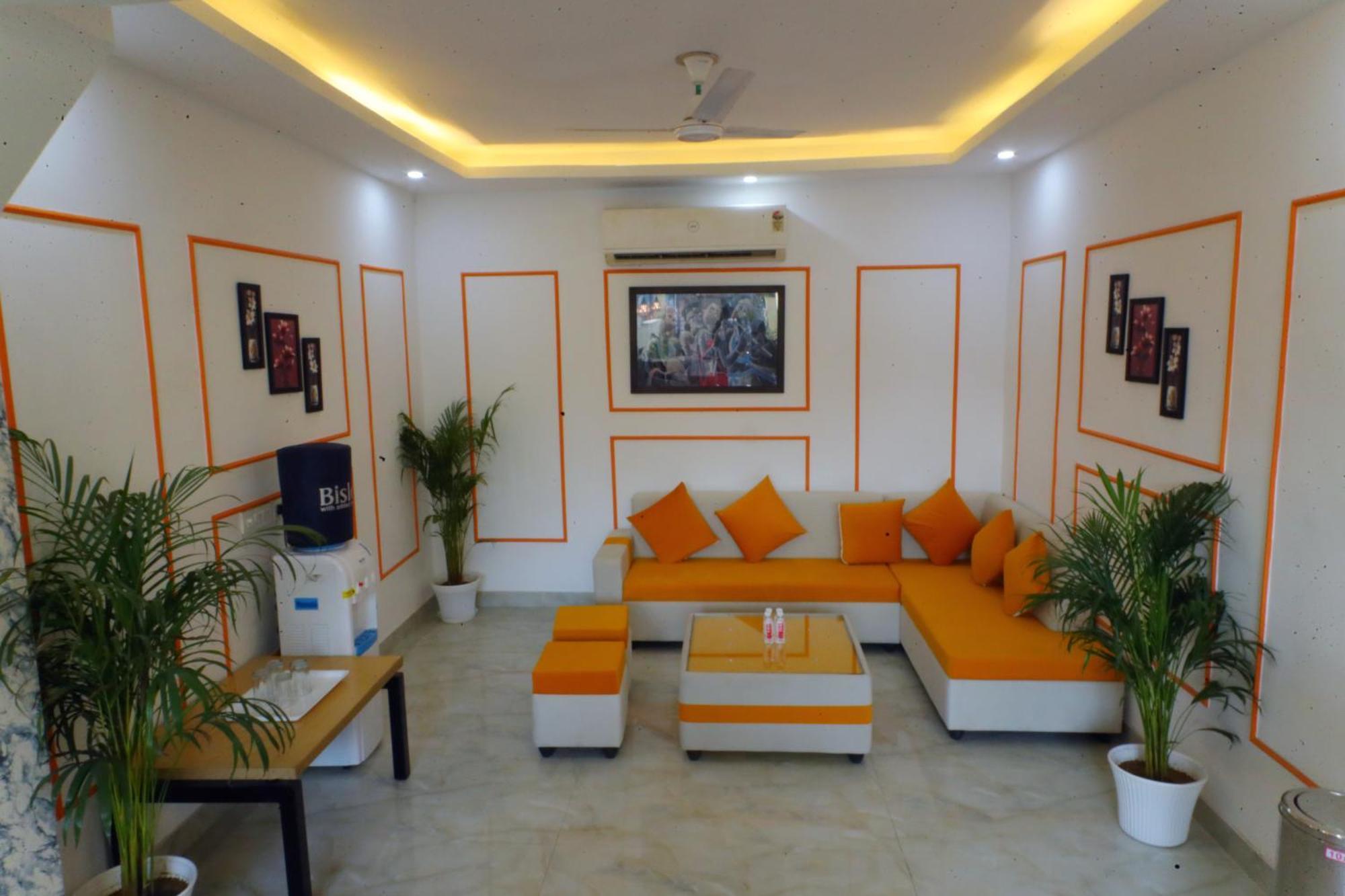 Guest house Hotel Mavens House Artemis Hospital Road 3*