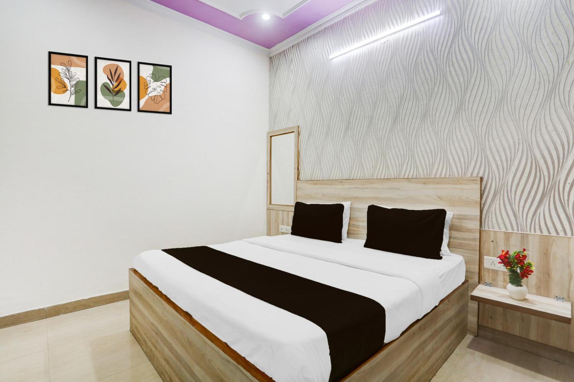 Hotel Super Townhouse Sector 4 Gurgaon