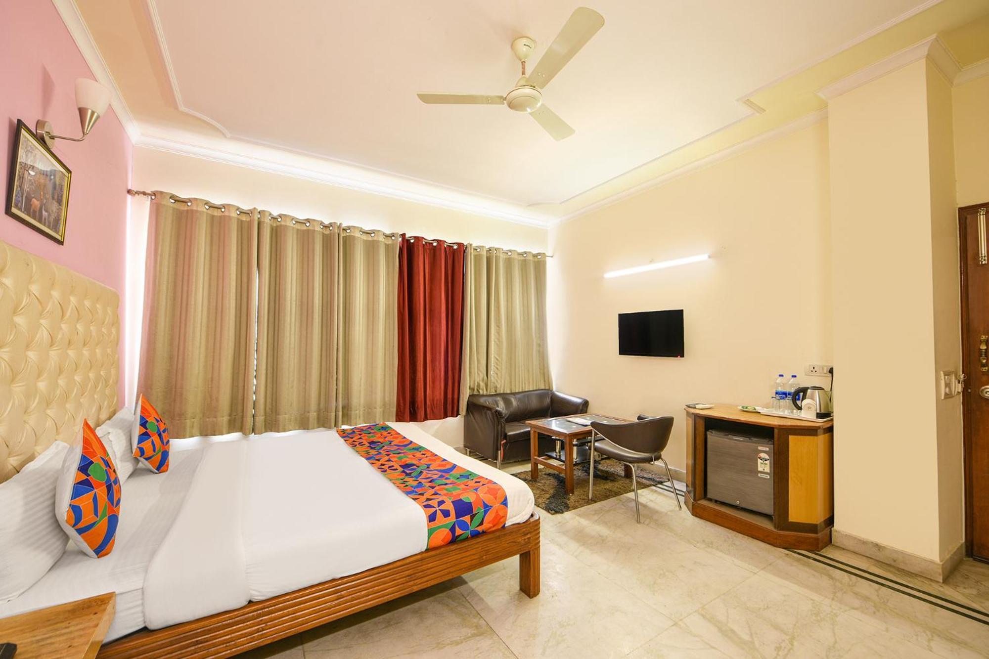 Hotel Gracious 3*