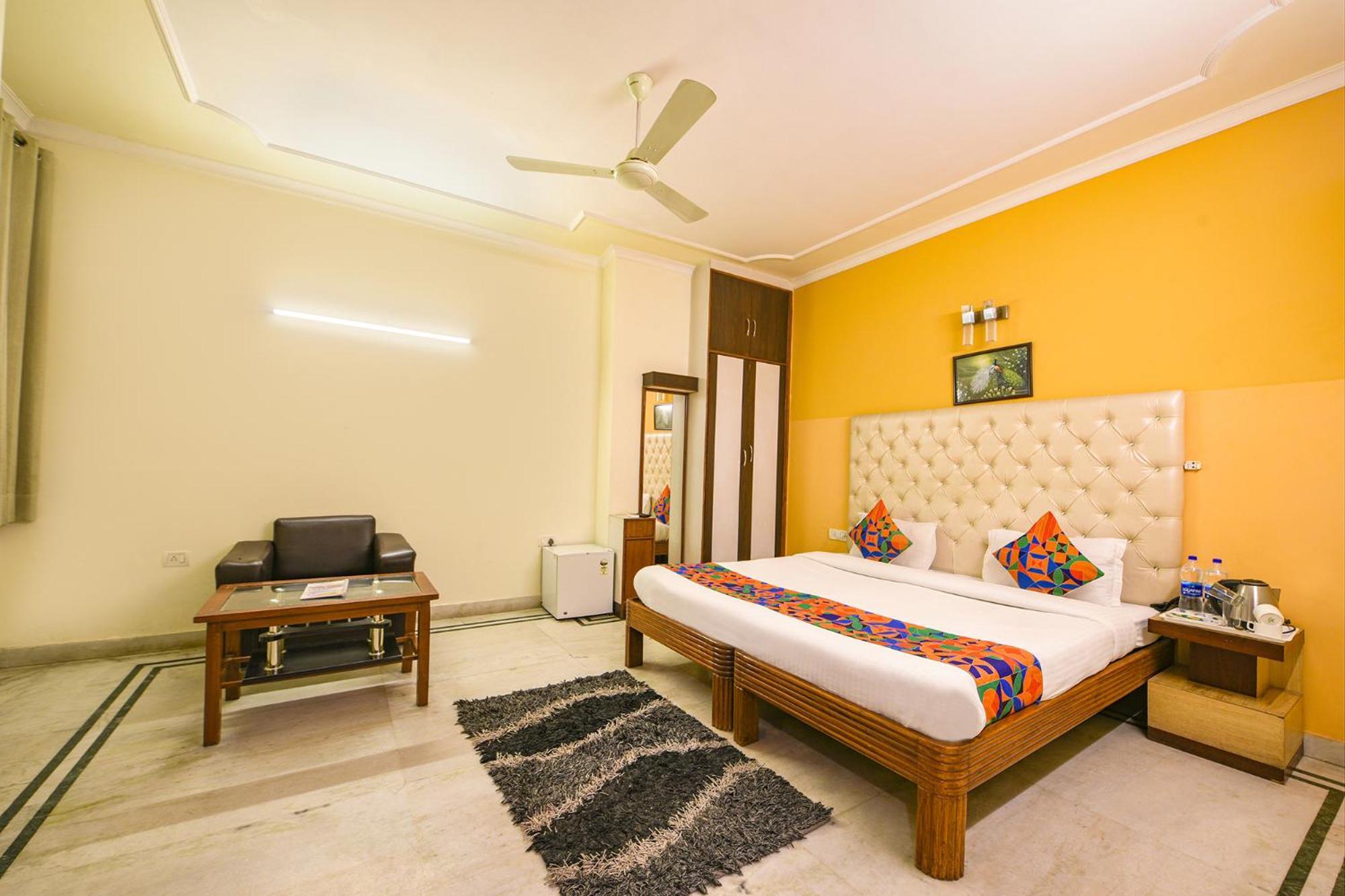 Gracious Hotel Gurgaon