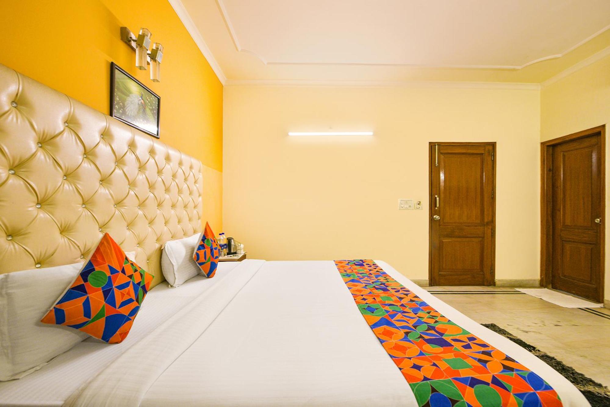 Gracious 3* Gurgaon