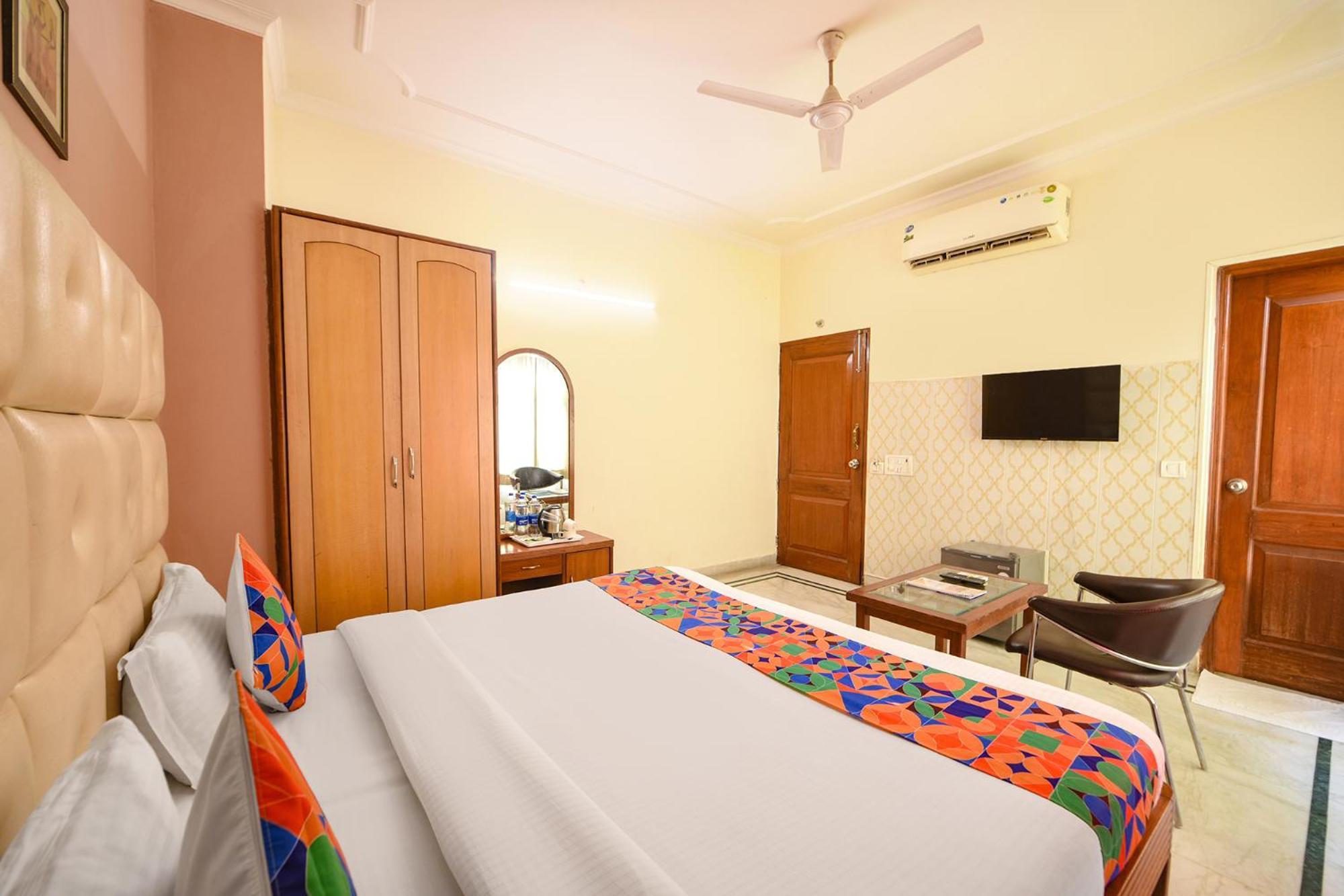 Gracious 3* Gurgaon