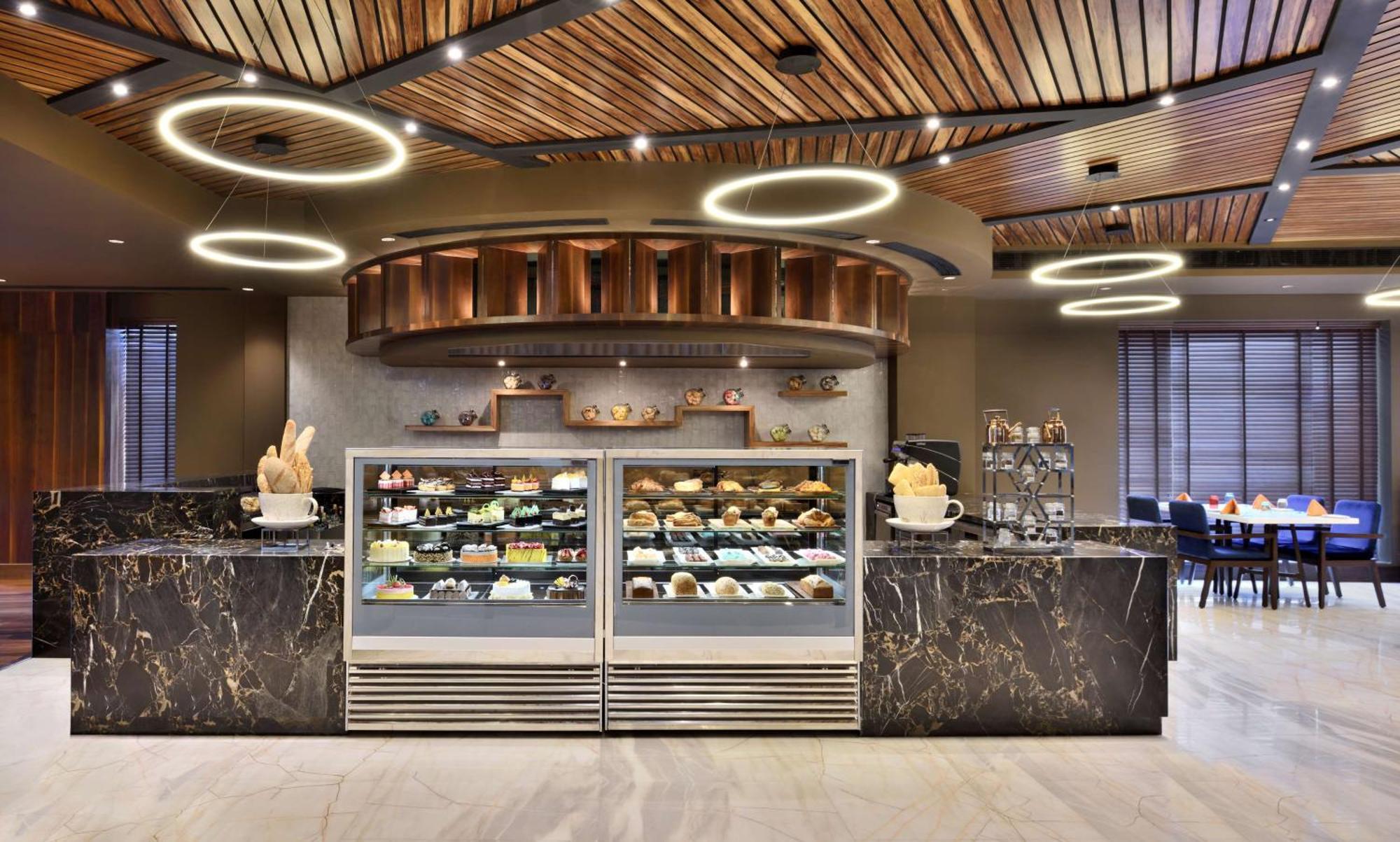 Radisson Gurugram Udyog Vihar Hotel 5*