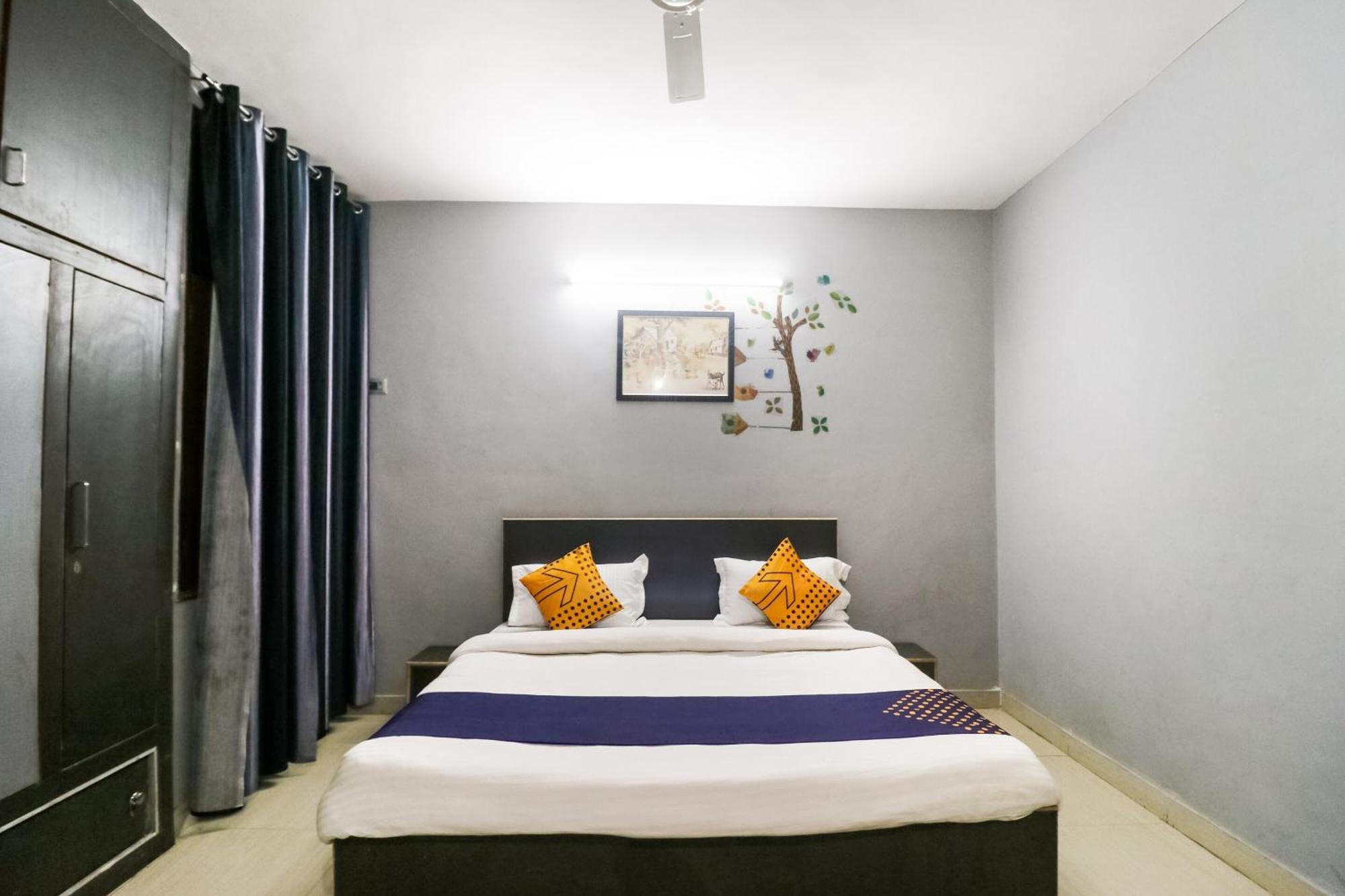 O Sunrise Hotel 2*