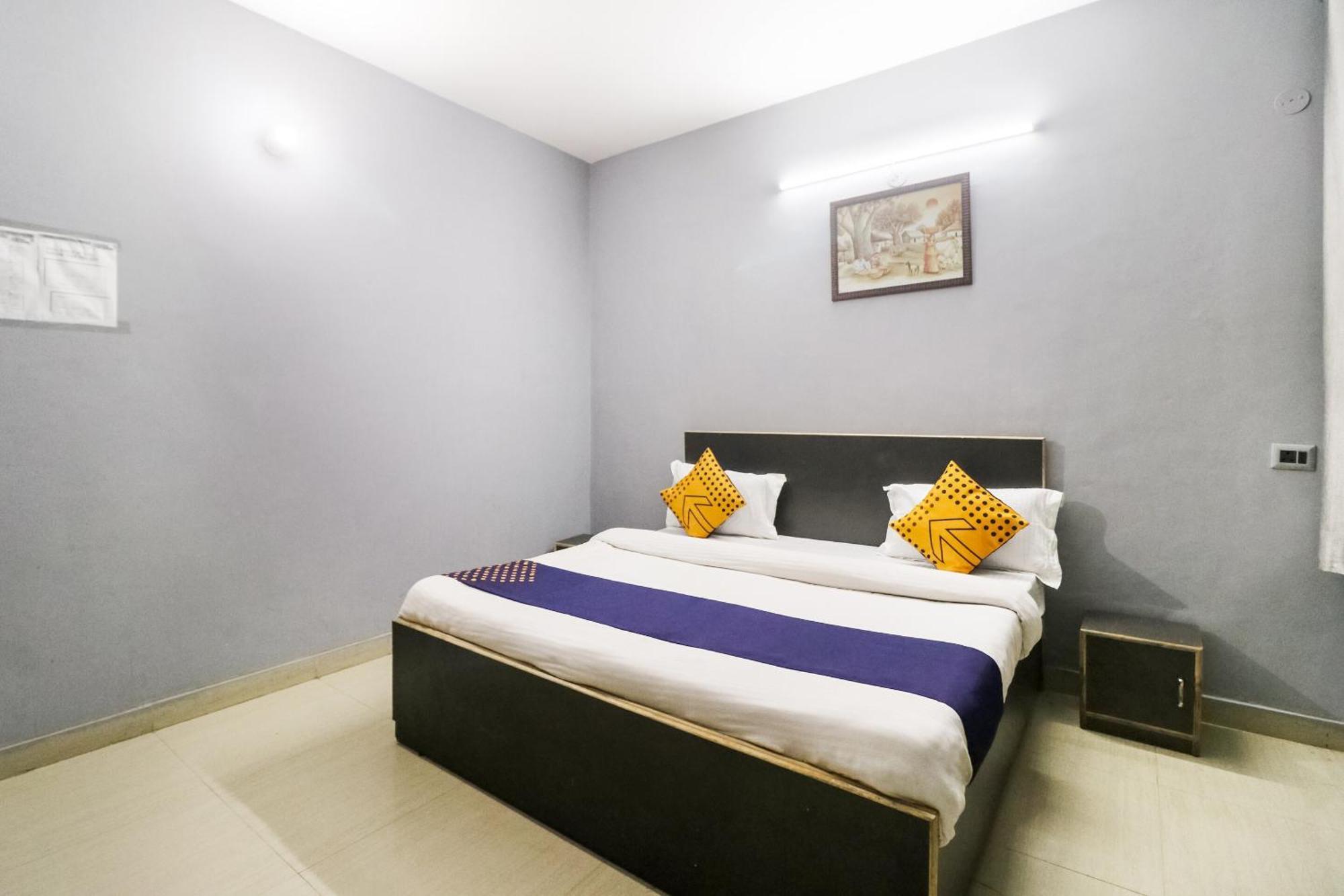 Hotel O Sunrise Gurgaon