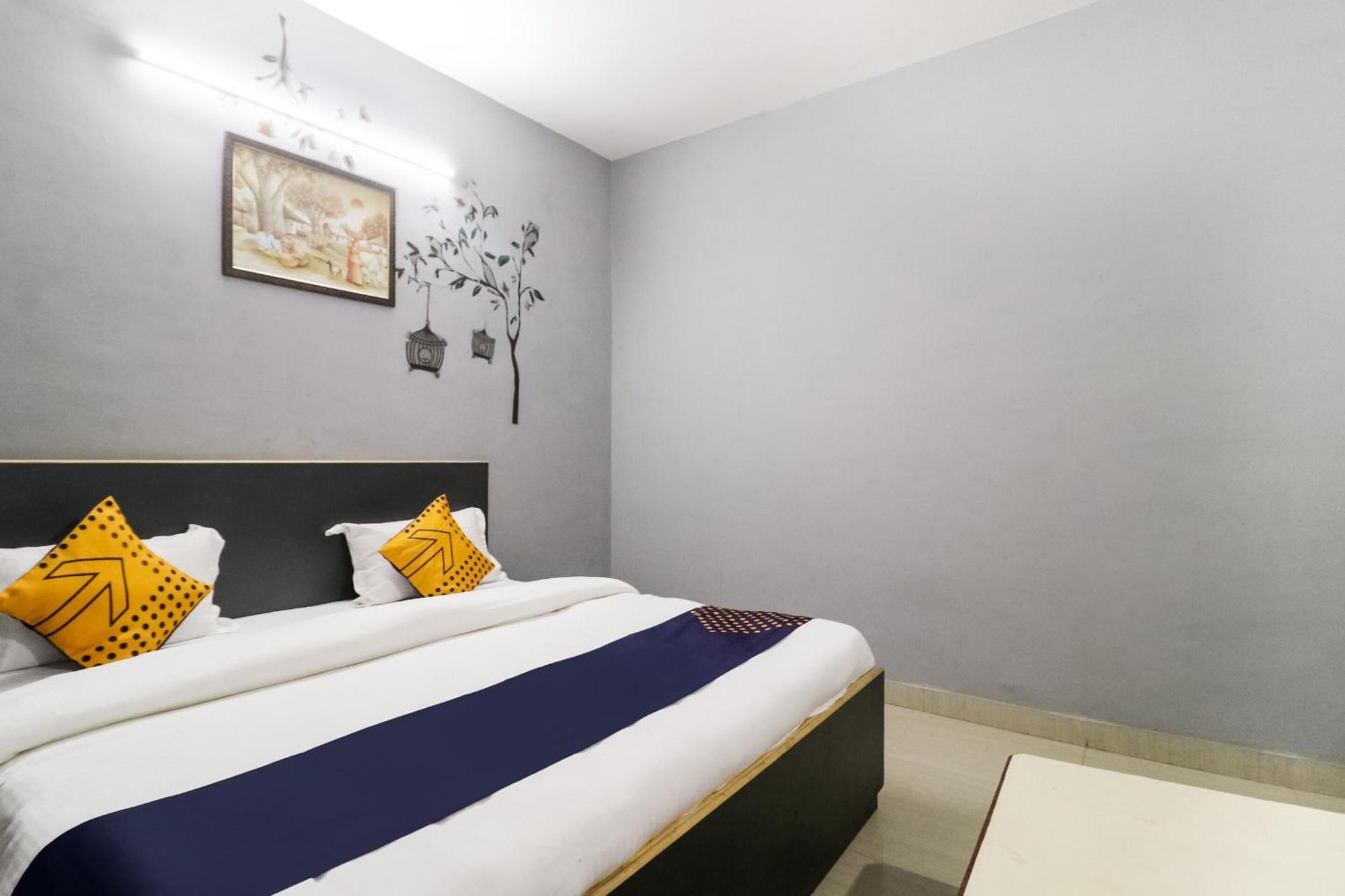 O Sunrise Hotel 2*