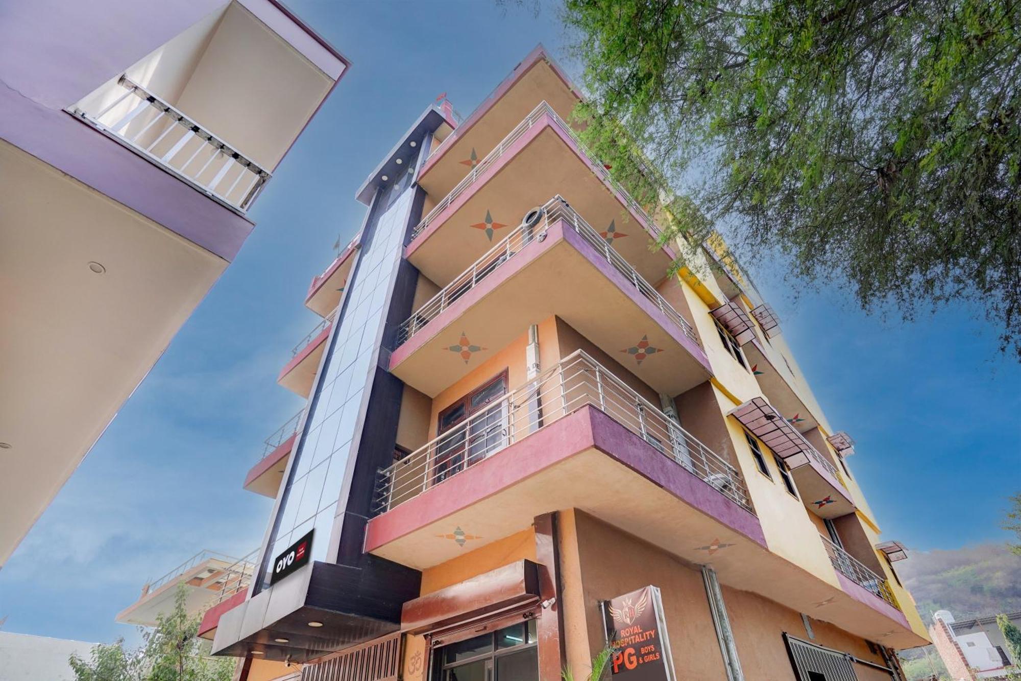 O Royal Hospitality Hotel 3*