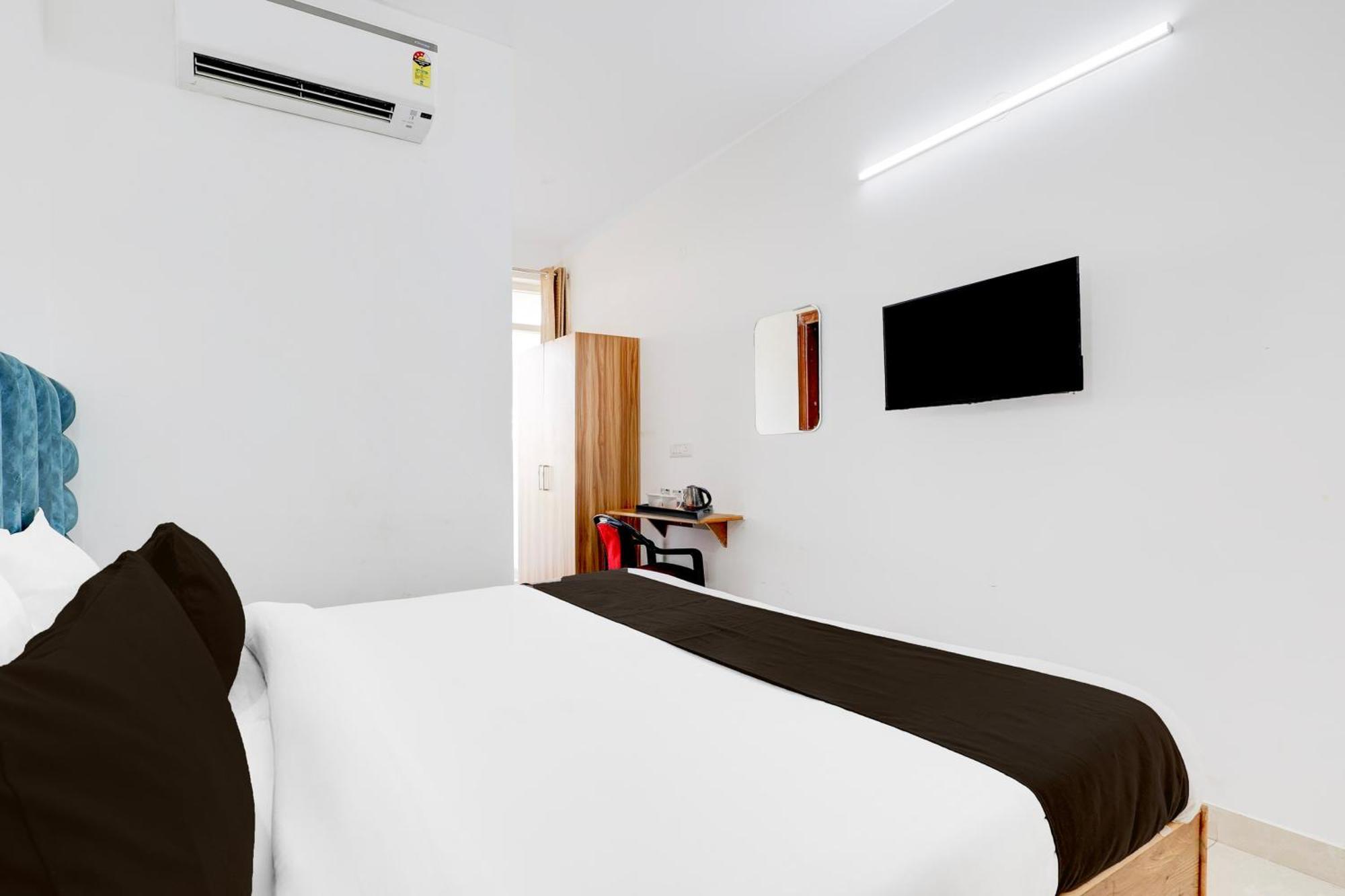 Super Townhouse Sector 1 Manesar Hotel *
