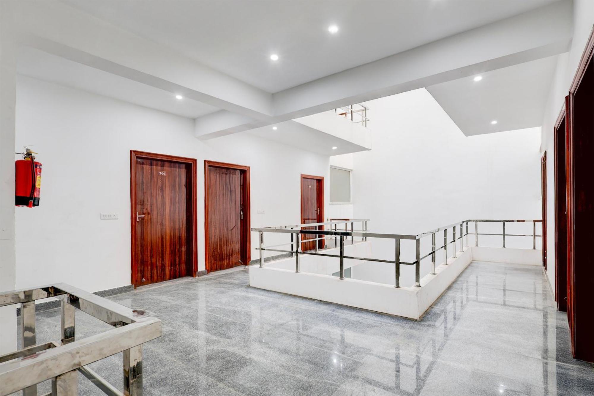 Super Townhouse Sector 1 Manesar Hotel *