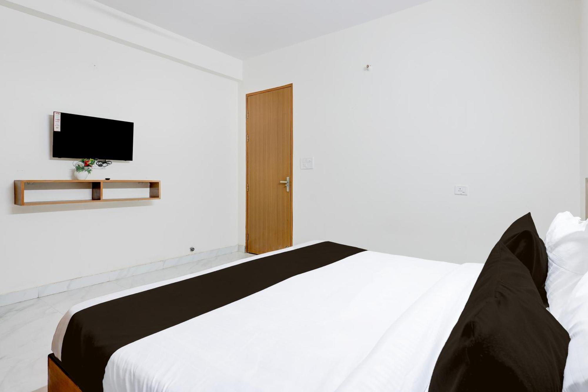 Hotel O Divine 3*