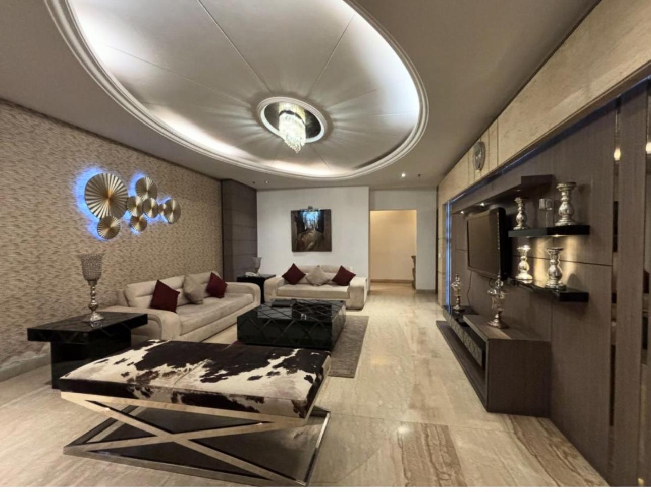 Hotel Club Florence Gurgaon