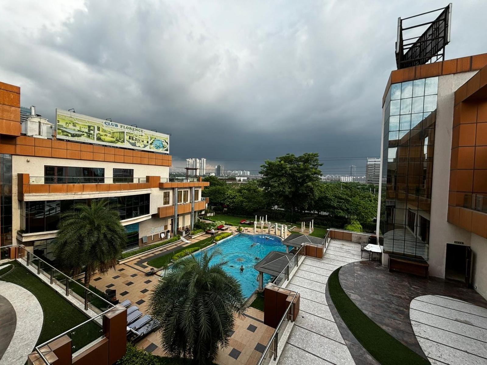 Club Florence * Gurgaon