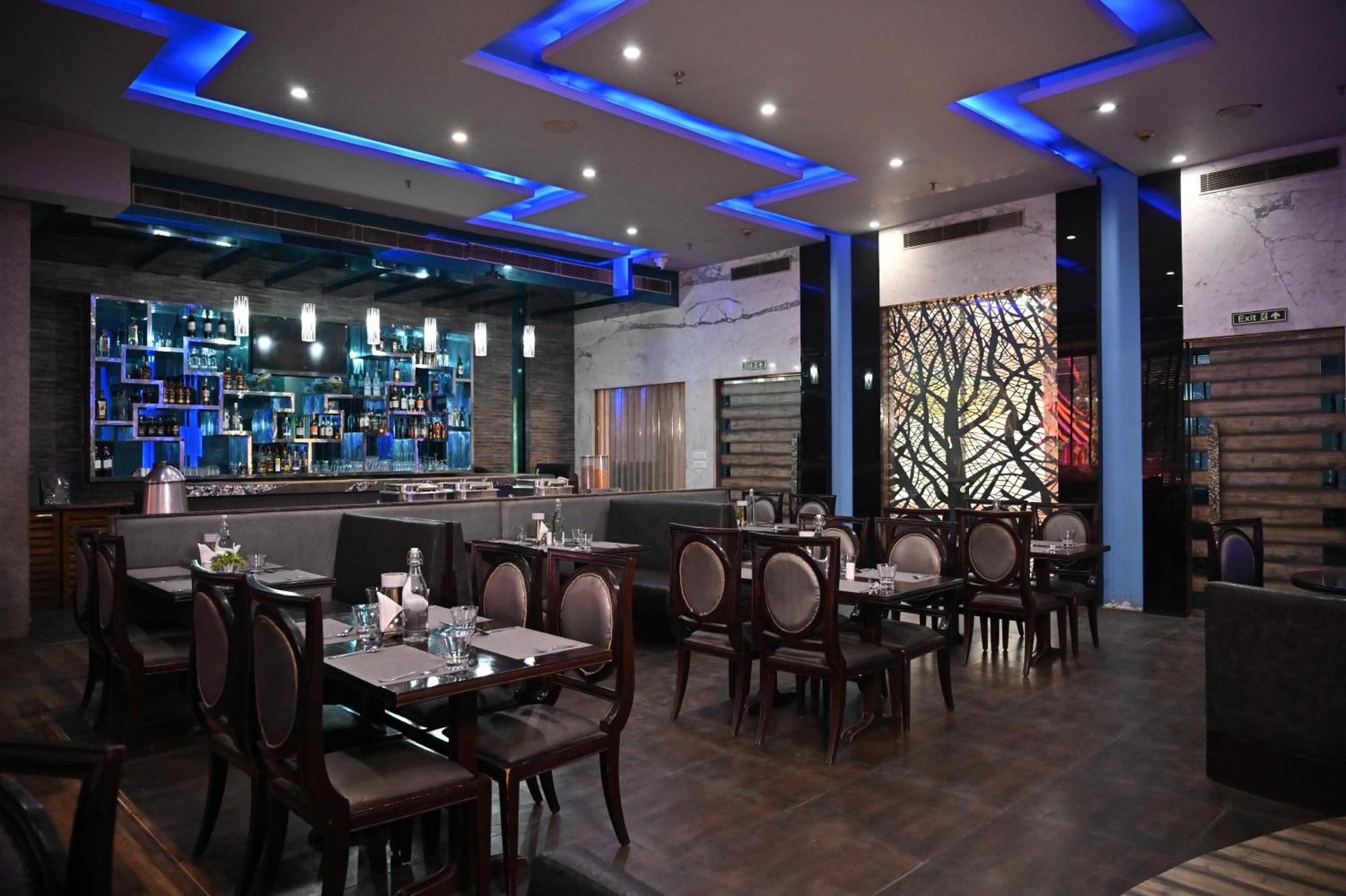 Club Florence * Gurgaon