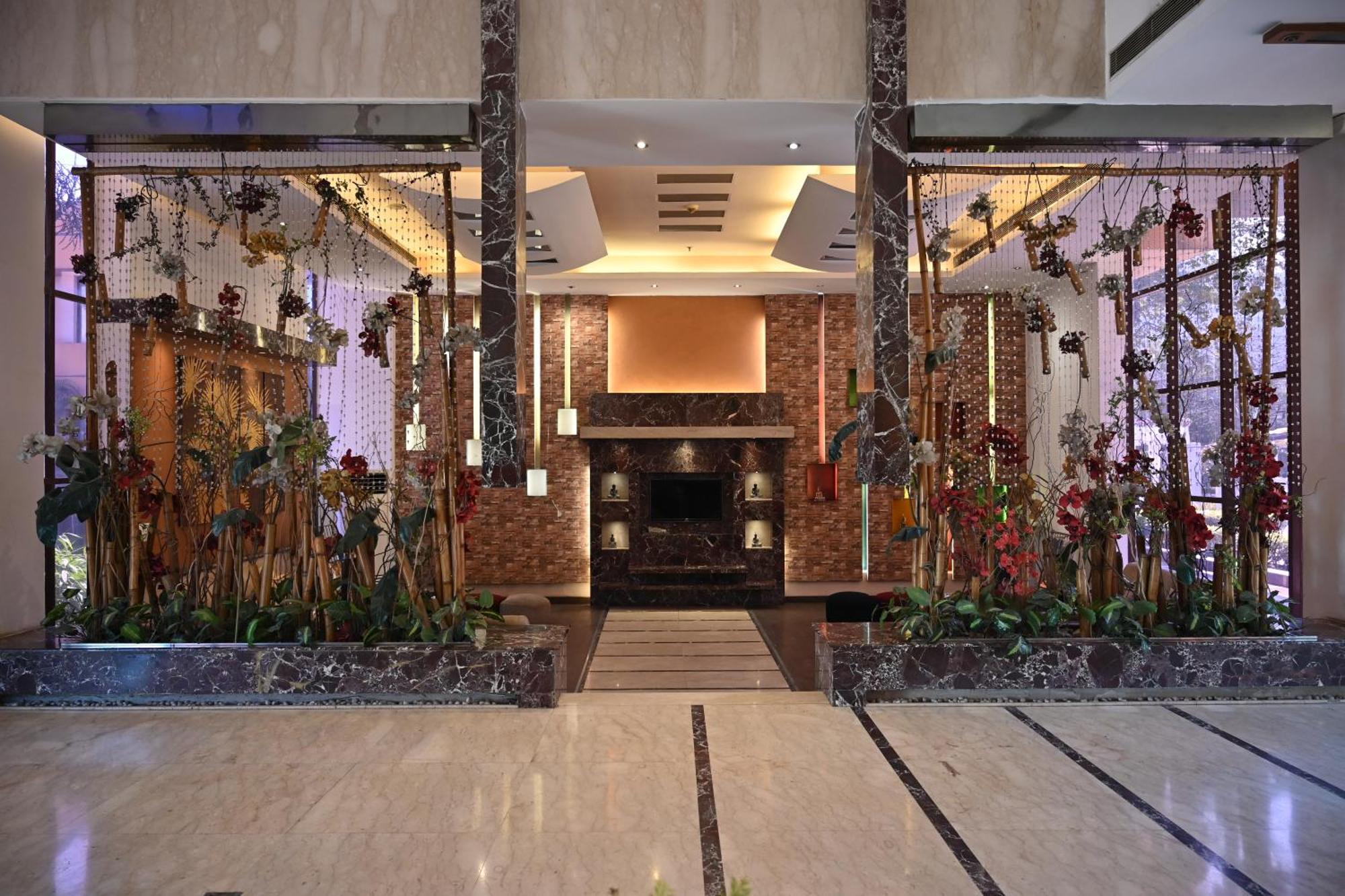 Club Florence * Gurgaon