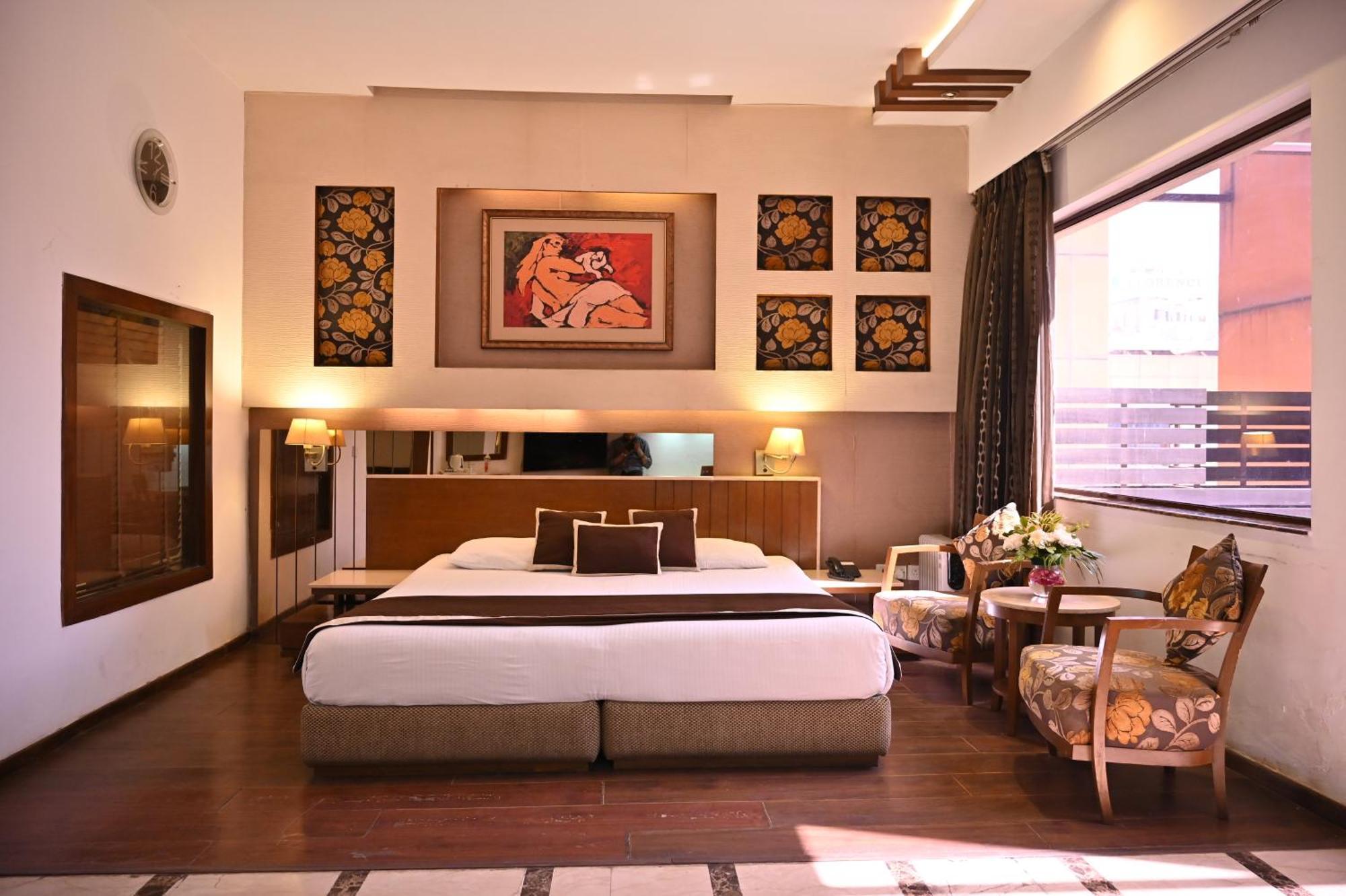 Club Florence Gurgaon