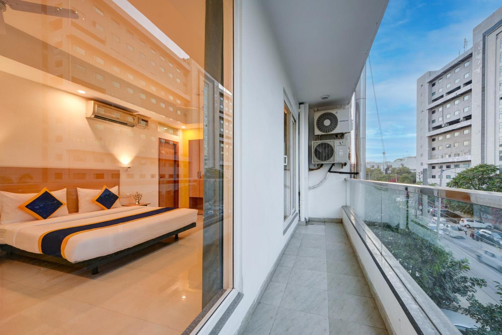 Aamantran Residency Hotel, Sohna Road, Sector 49, Gurugram Hotel