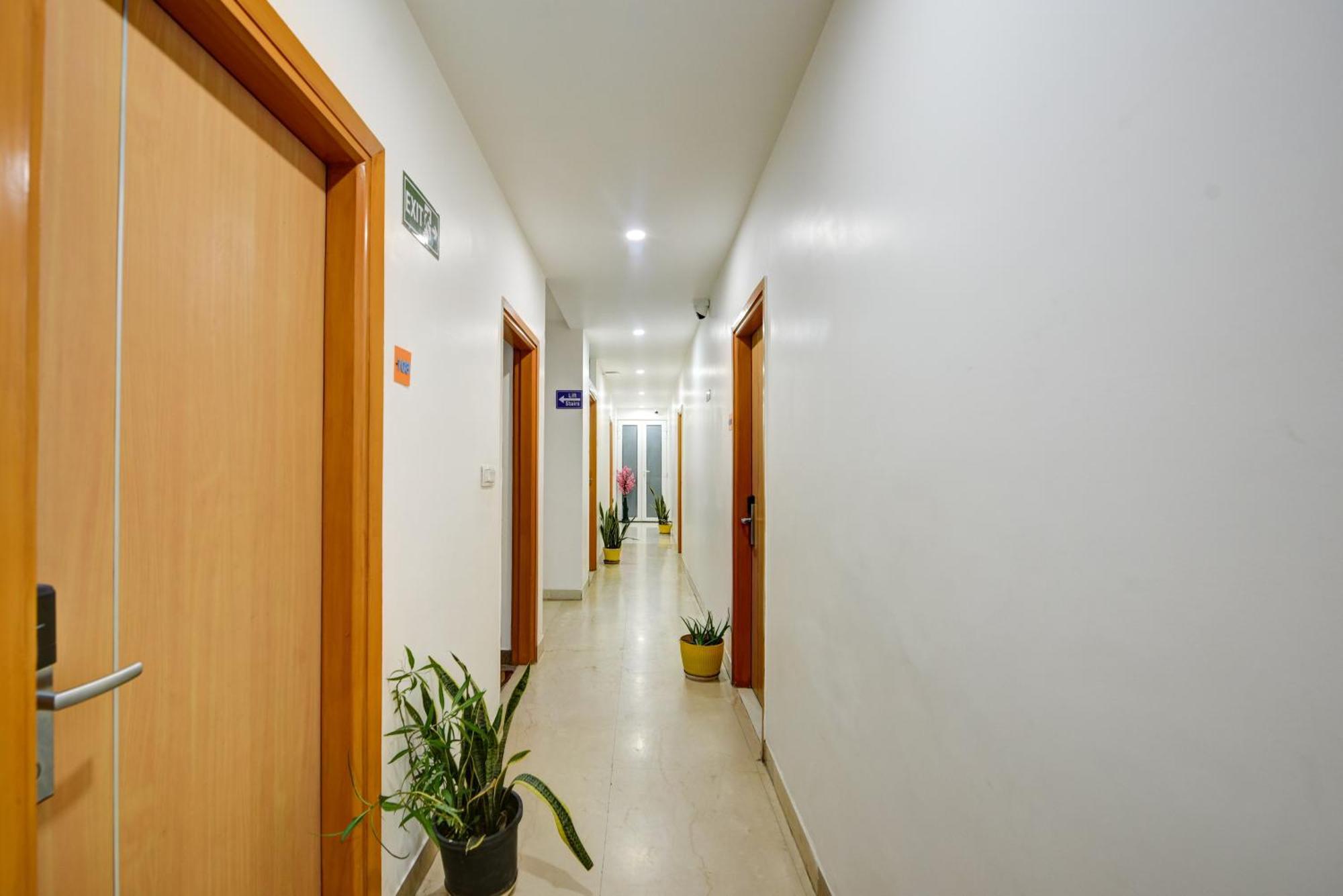 Aamantran Residency Hotel, Sohna Road, Sector 49, Gurugram Gurgaon