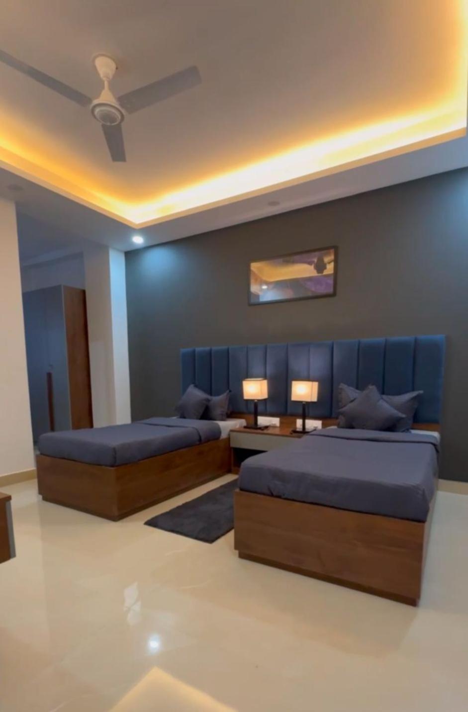 Housr 56 Ii Hotel Gurgaon