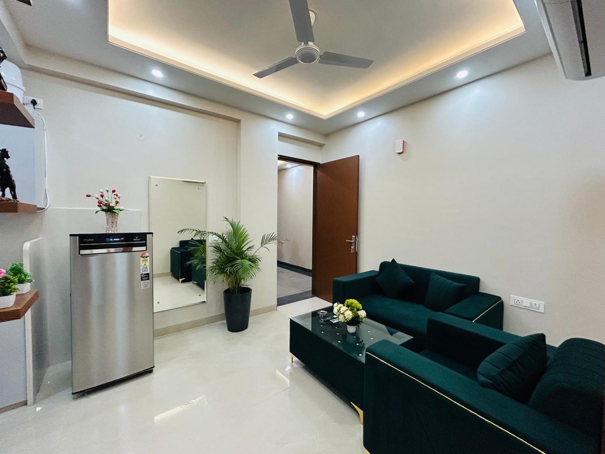 Aparthotel 1 Bhk Serviced Apartments Sector 52 Near Millennium City Centre Metro Station Gurgaon