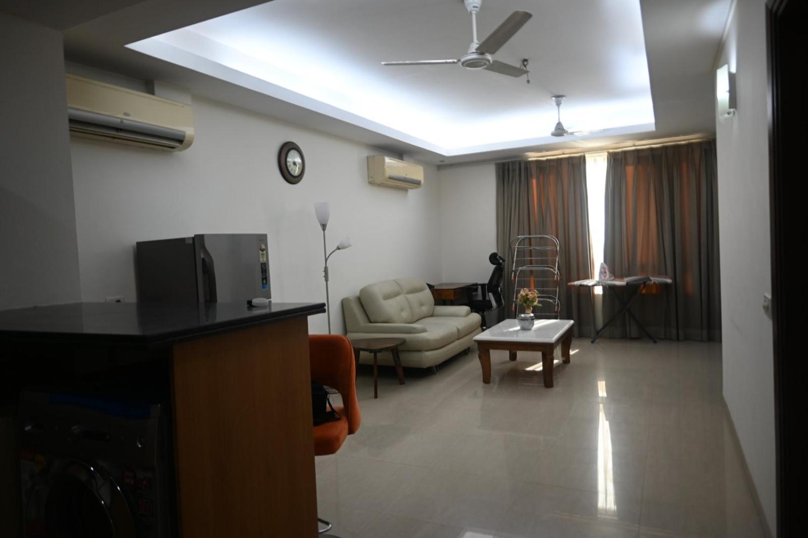 Luxury Fully Furnished *