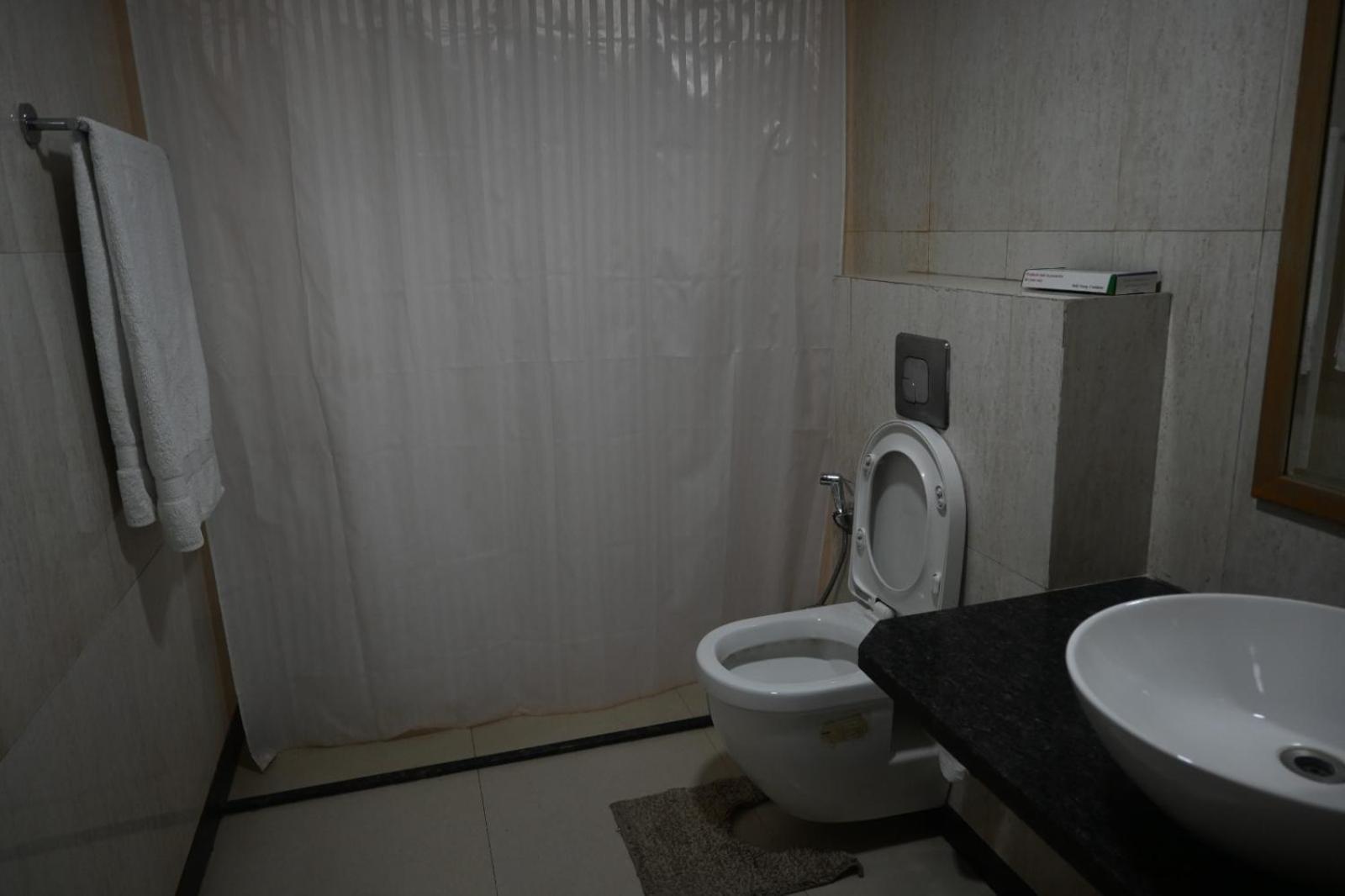 Luxury Fully Furnished * Gurgaon