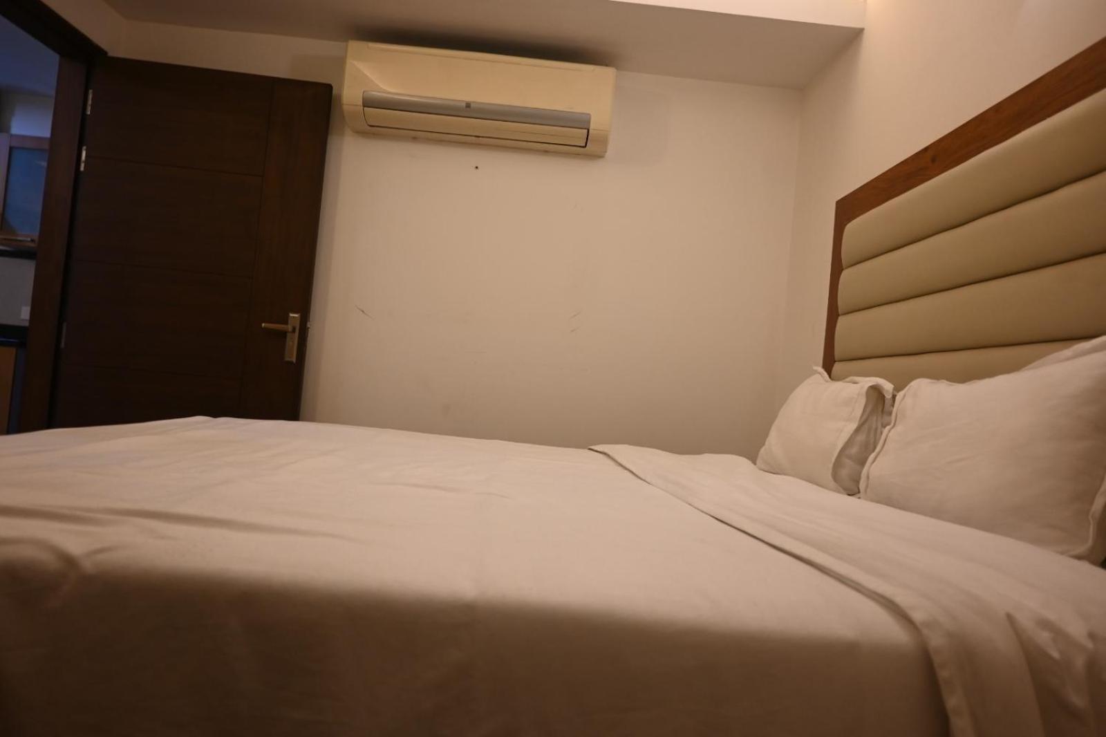Apartment Luxury Fully Furnished Gurgaon