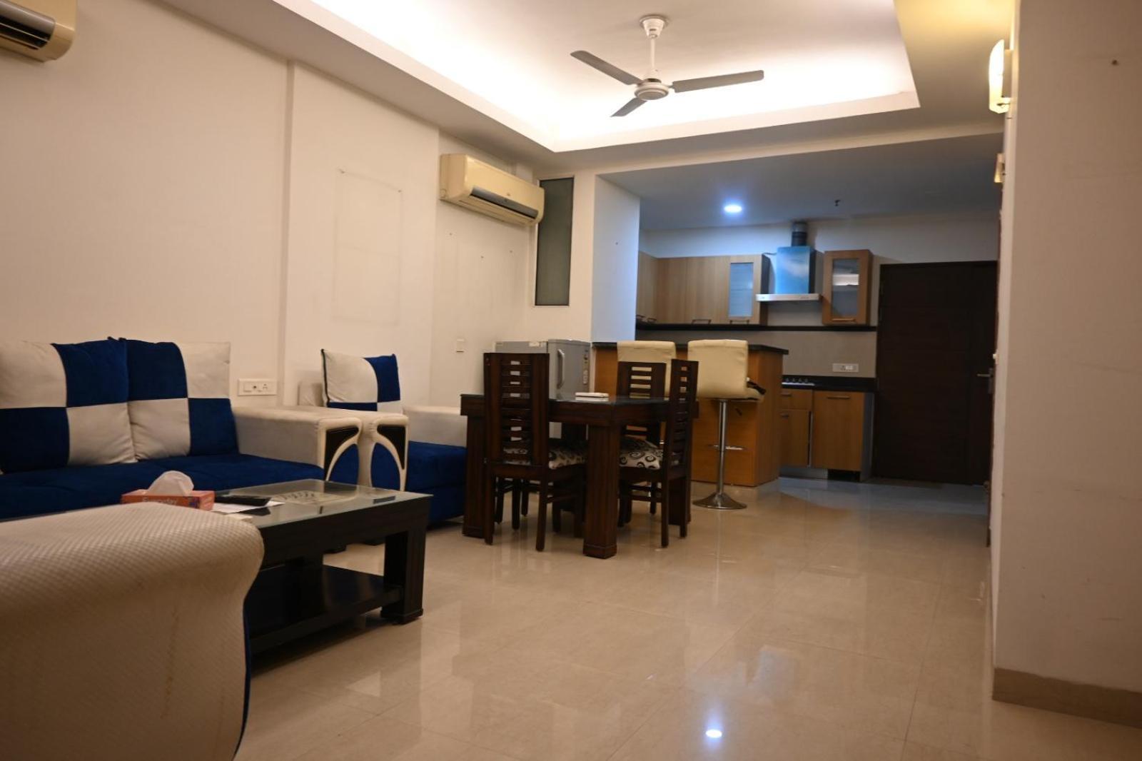 Luxury Fully Furnished Apartment *