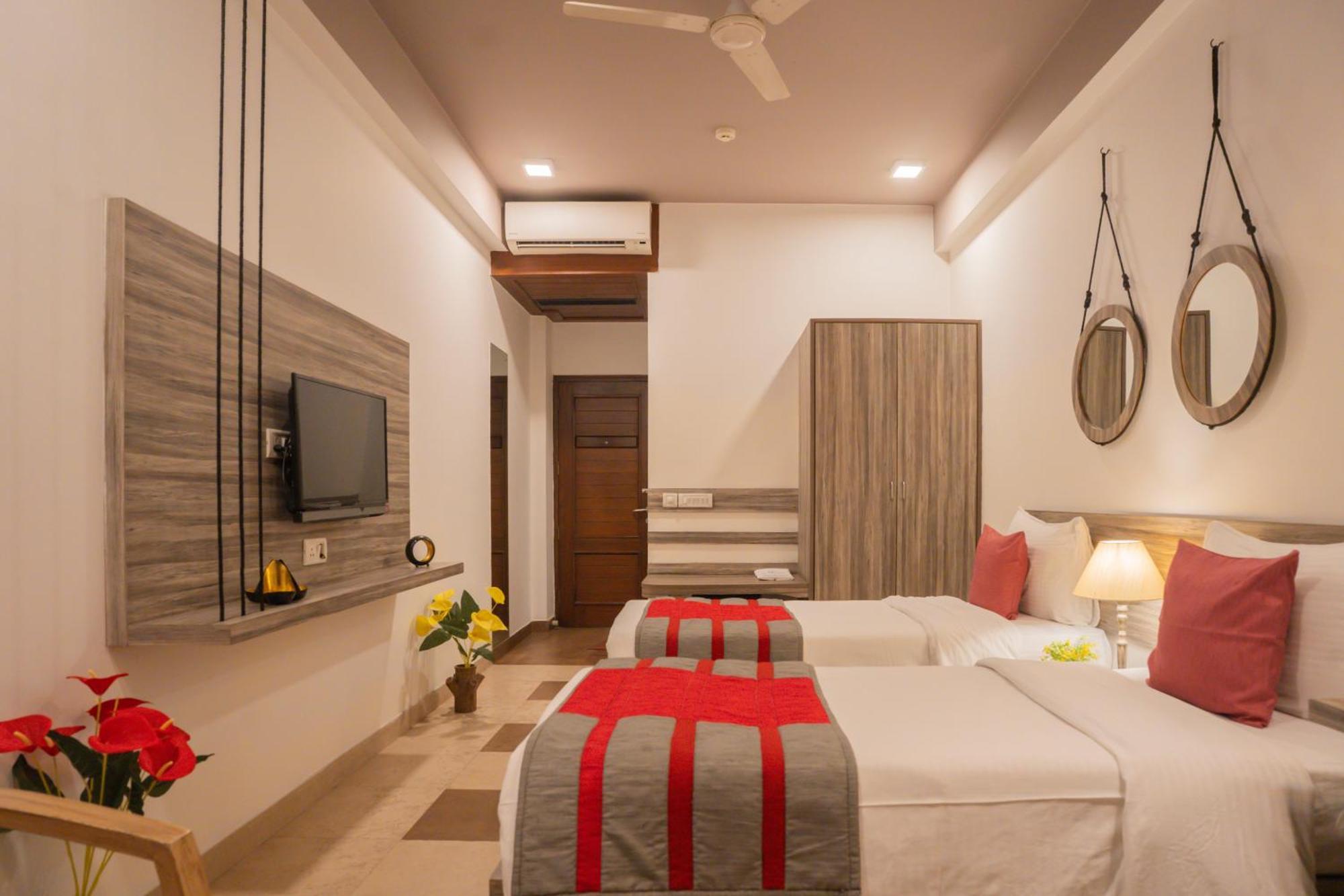 Ahuja Residency Parklane 3* Gurgaon