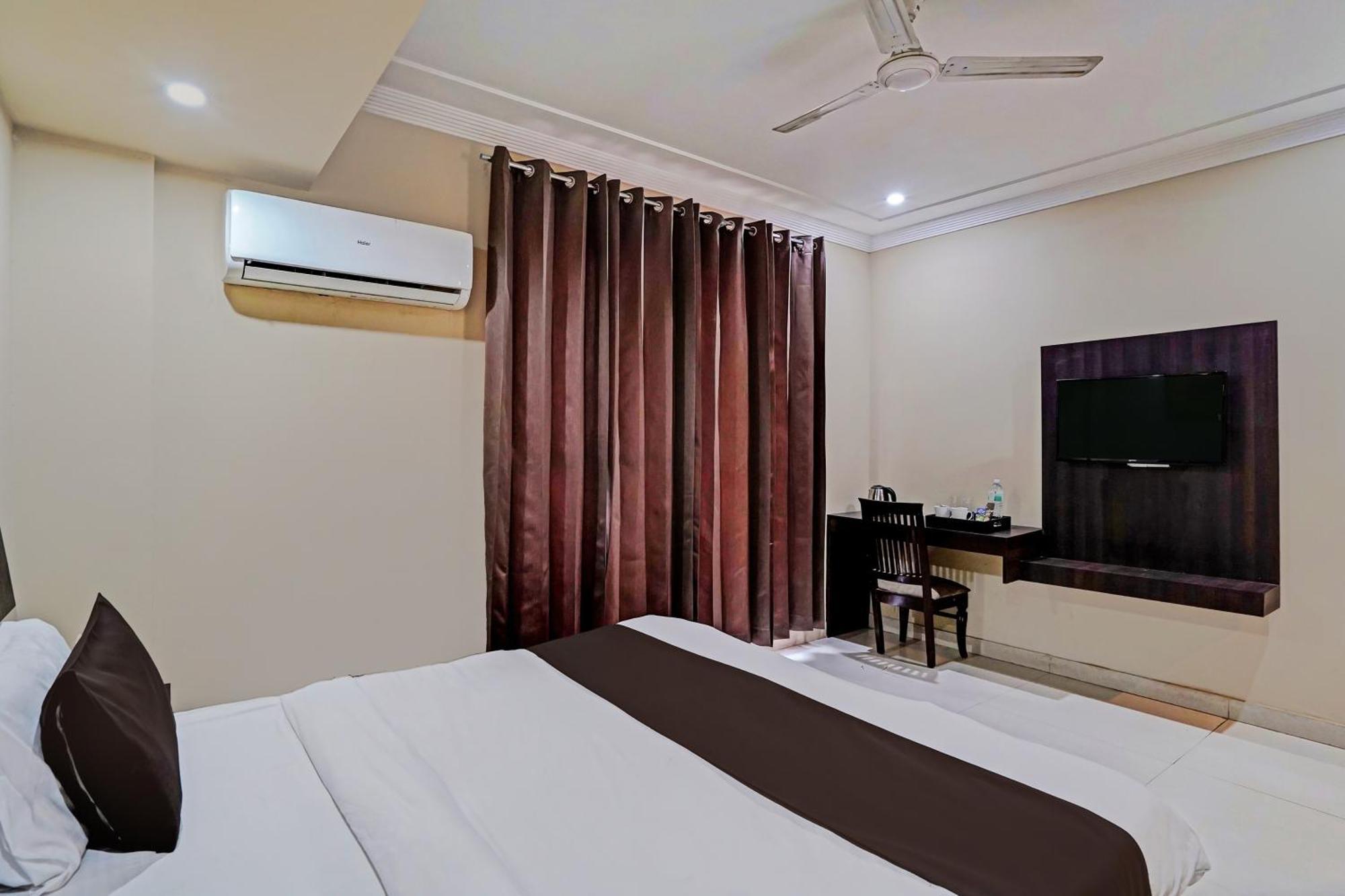 Hotel Townhouse Akshay 3*