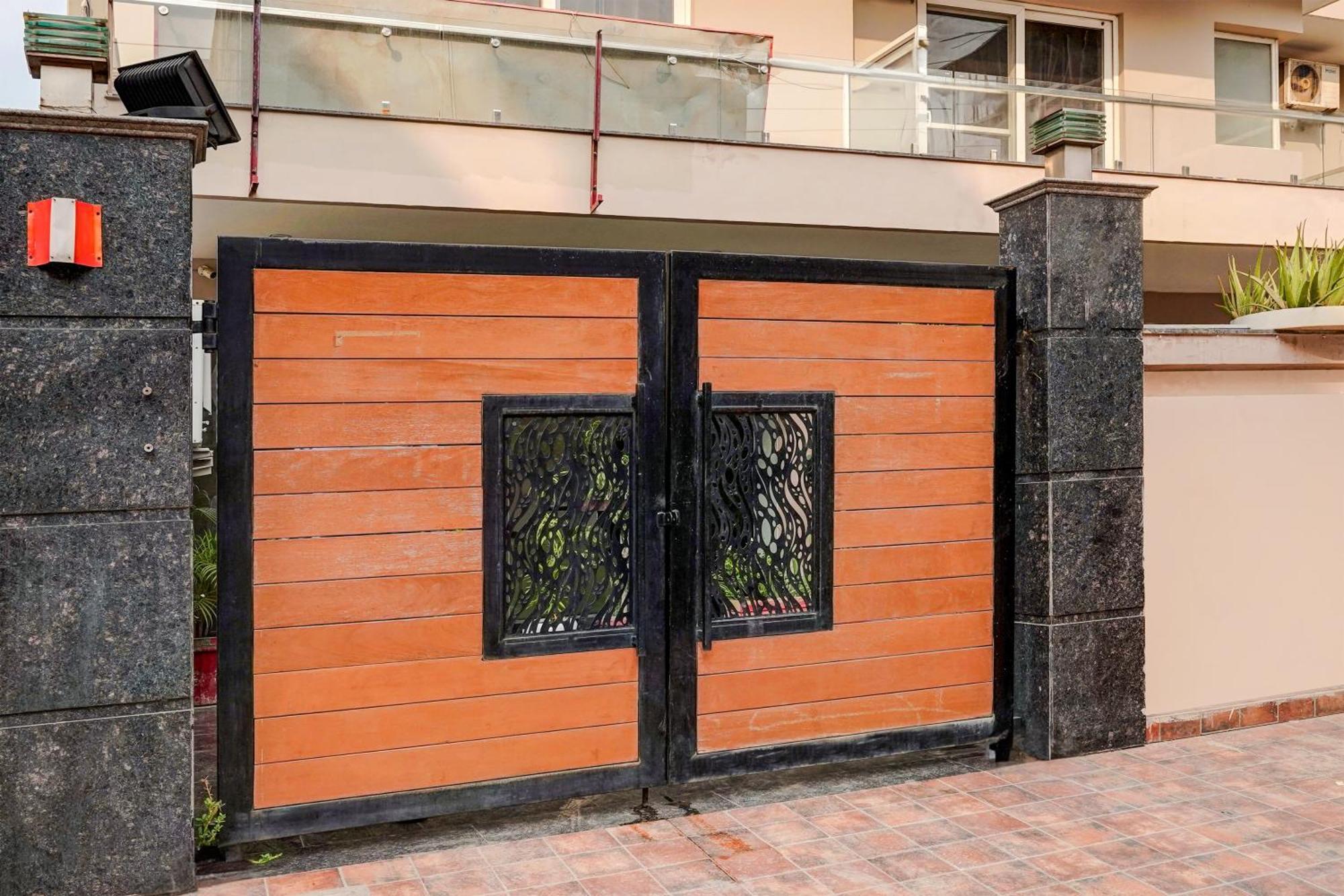 Townhouse Akshay