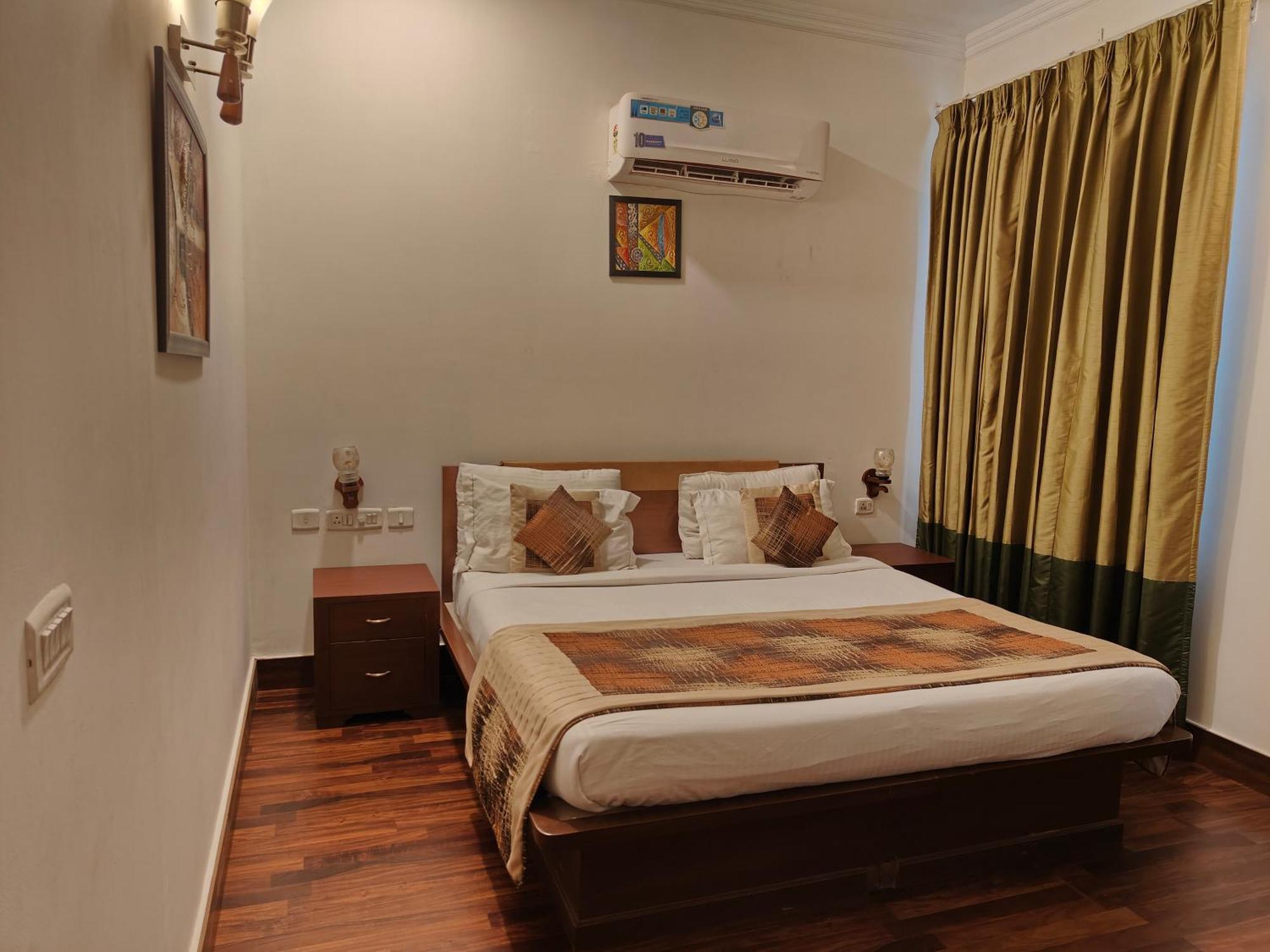 Tavisha Golf Course Mg Road Gurgaon