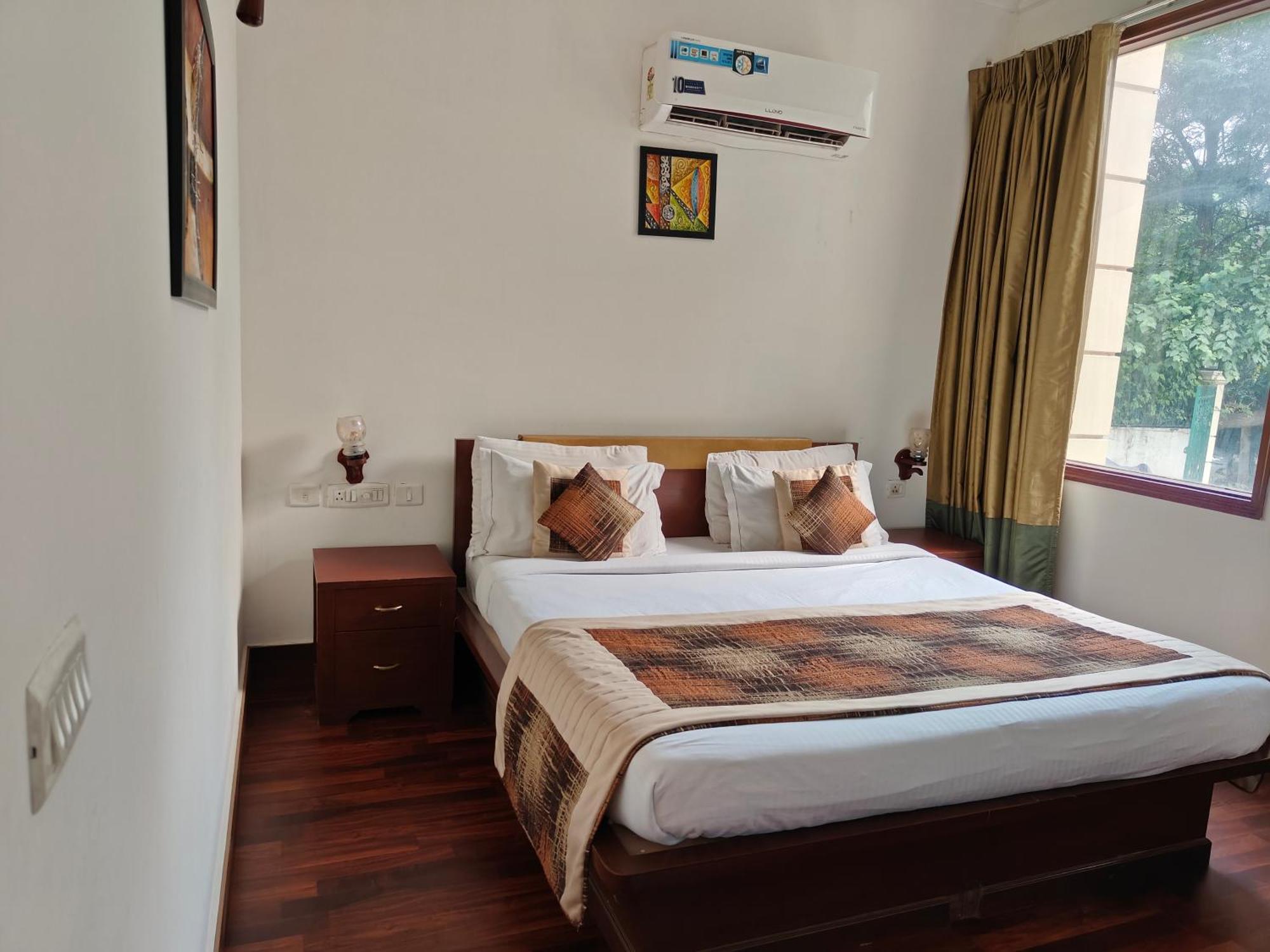 Tavisha Golf Course Mg Road 3* Gurgaon