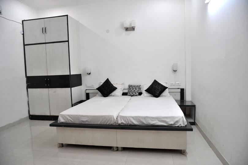 Bed & Breakfast Aura Gurgaon