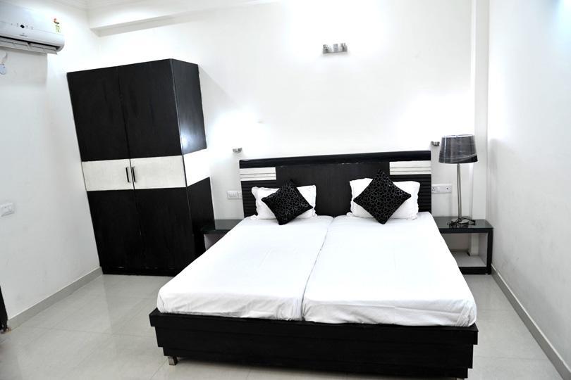 Aura Bed & Breakfast Gurgaon
