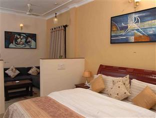 Hotel Tree Greens - Service Gurgaon