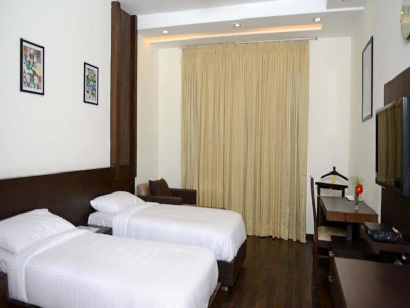 Golf View Suites-golf Course Road 3* Gurgaon