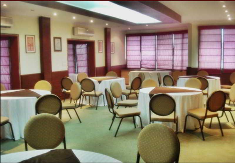 Siris 18 Hotel