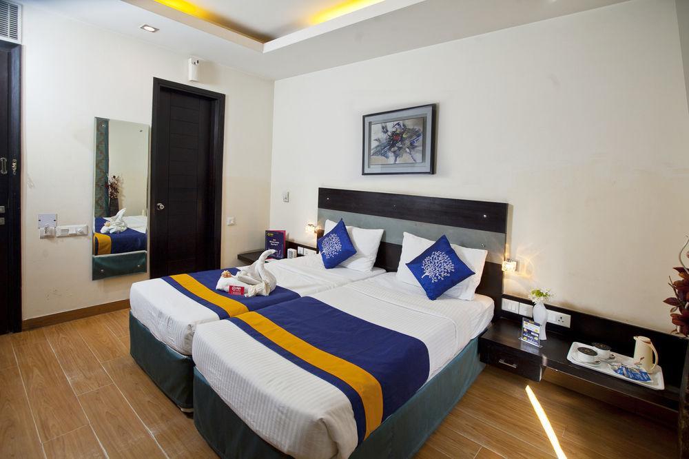 Oyo Premium Dlf Club Hotel 3*