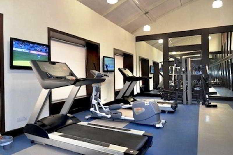 Country & By Radisson, Gurugram Sector 12 Gurgaon